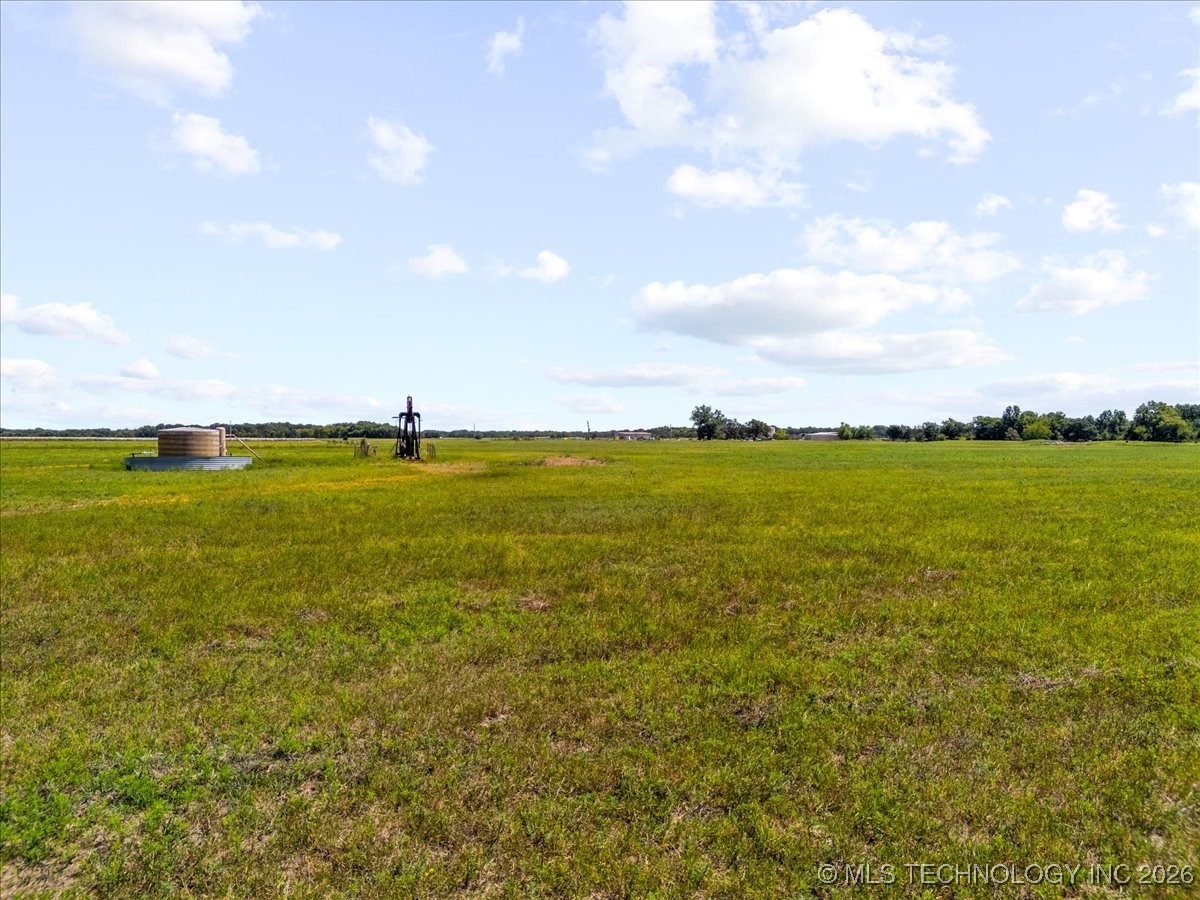 6 Wild Rose Road Property Photo 2