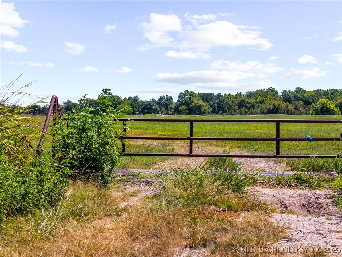 6 Wild Rose Road Property Photo 17