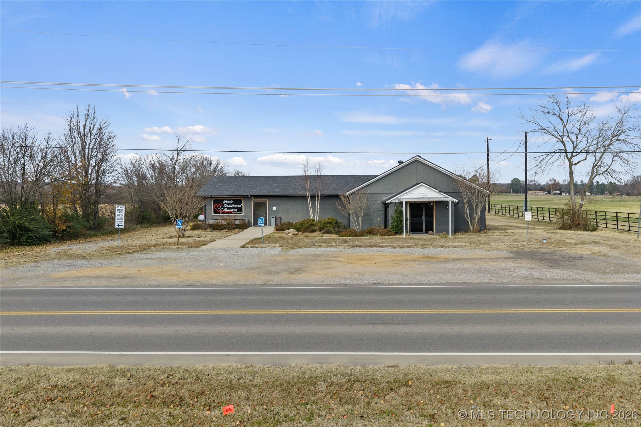 4310 University Boulevard Property Photo 2