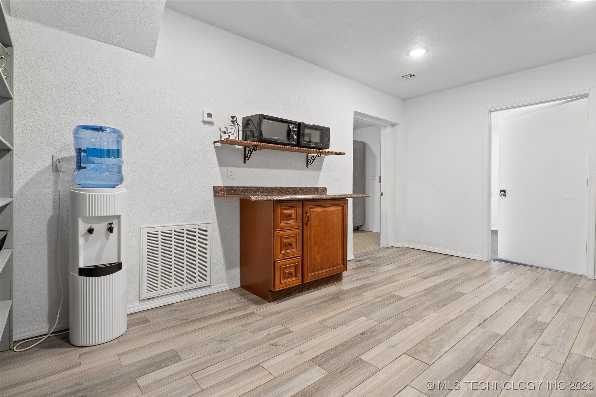 4310 University Boulevard Property Photo 19