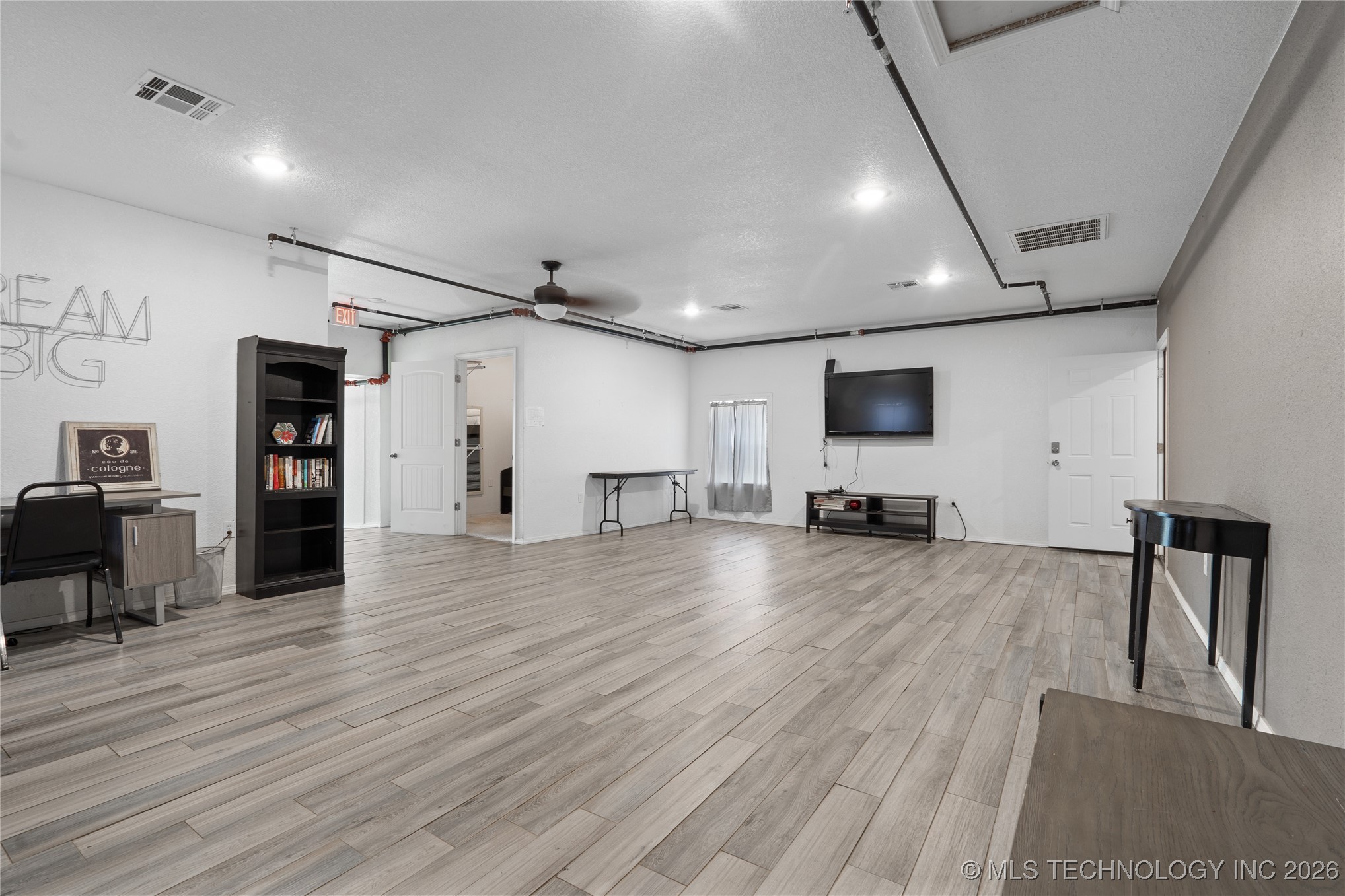 4310 University Boulevard Property Photo 28