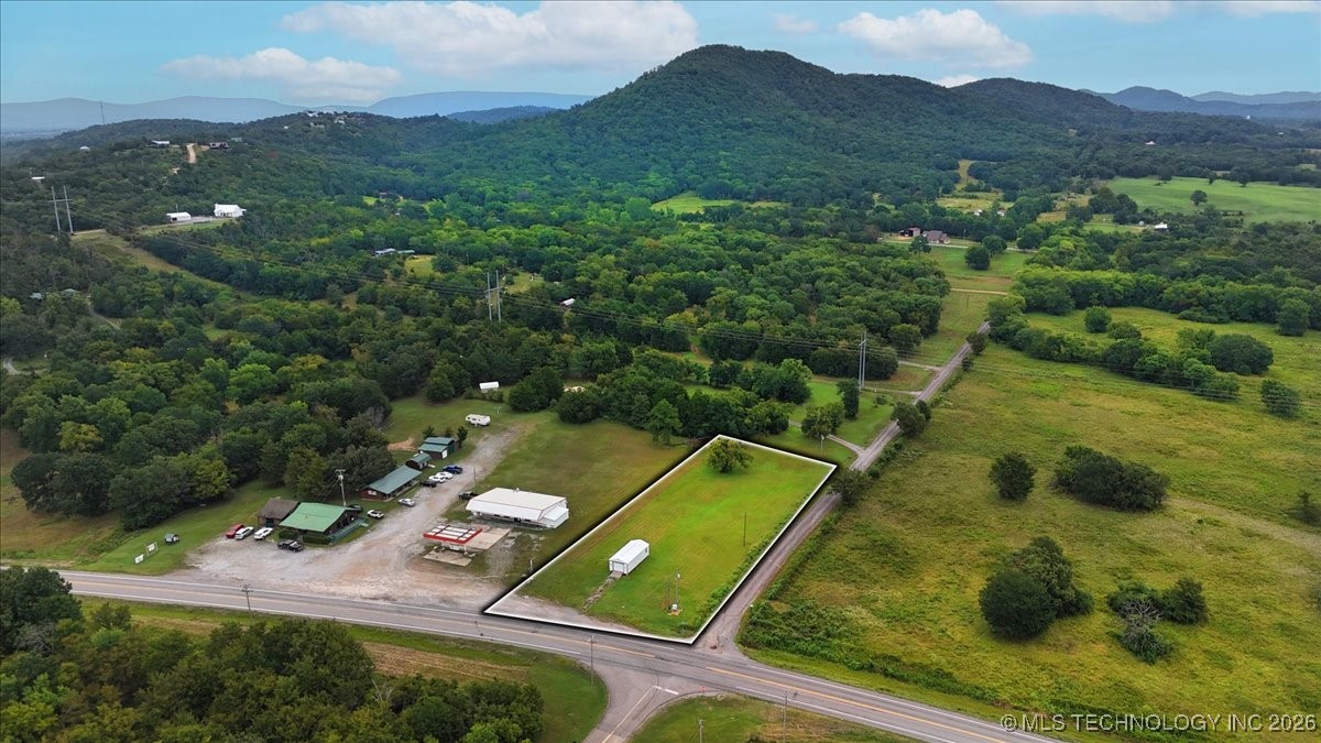 Highway 2 Property Photo 14