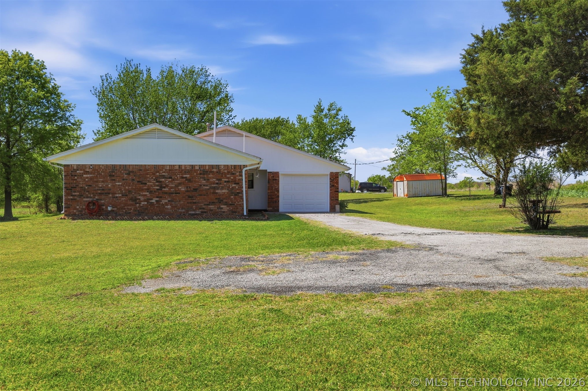 17870 Harding Road Property Photo 1