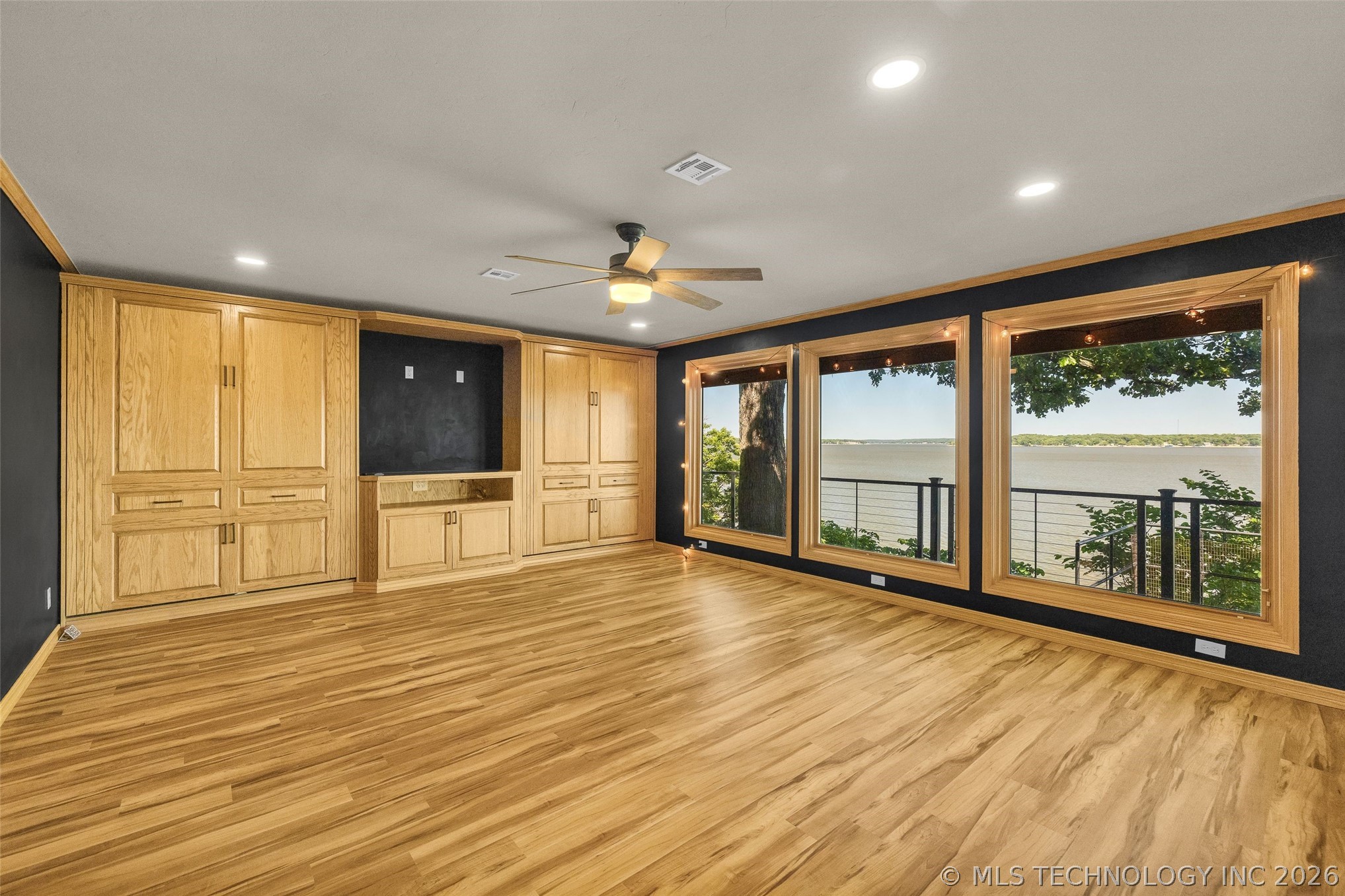 36632 S Cliff Crest Drive Property Photo 12
