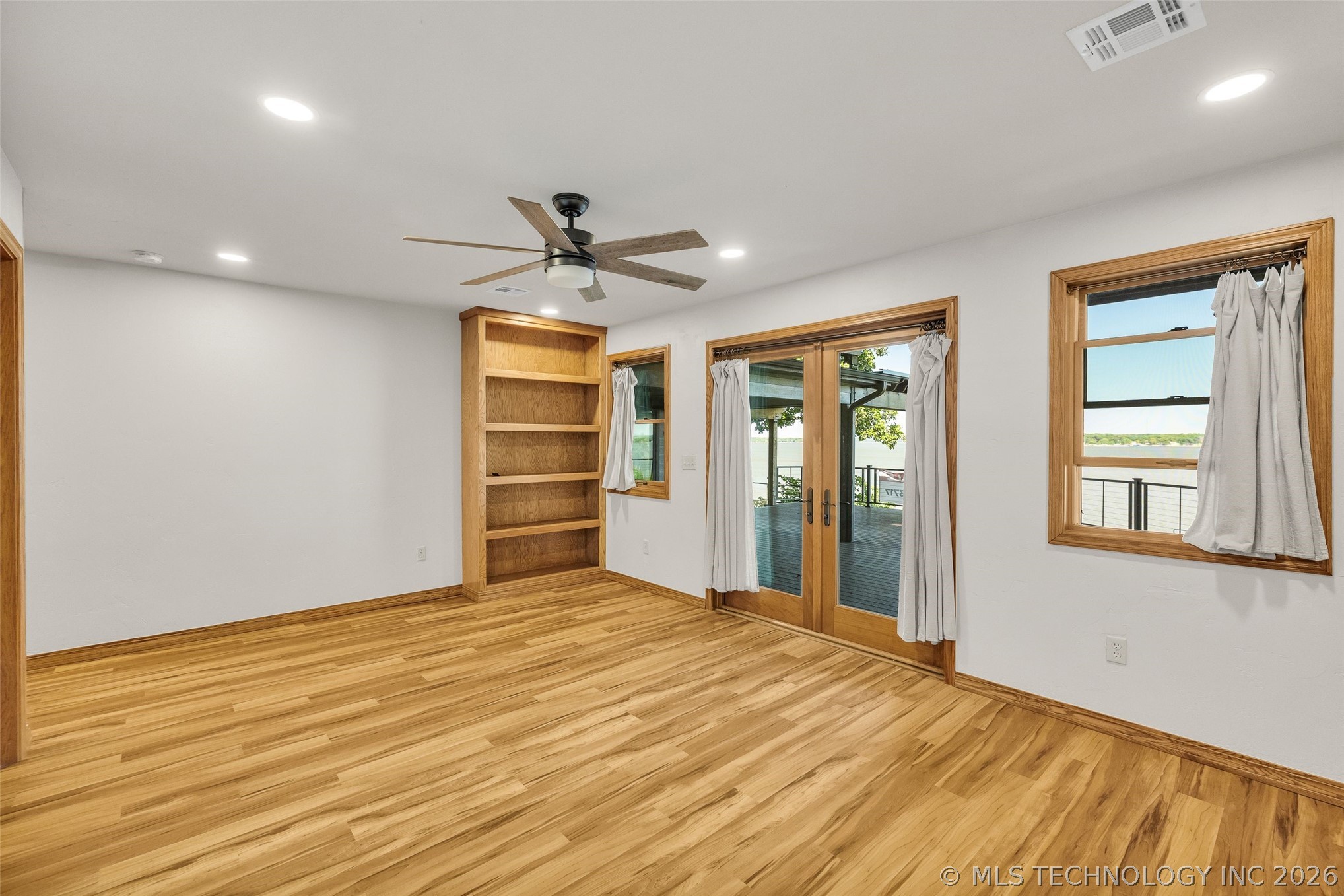 36632 S Cliff Crest Drive Property Photo 17