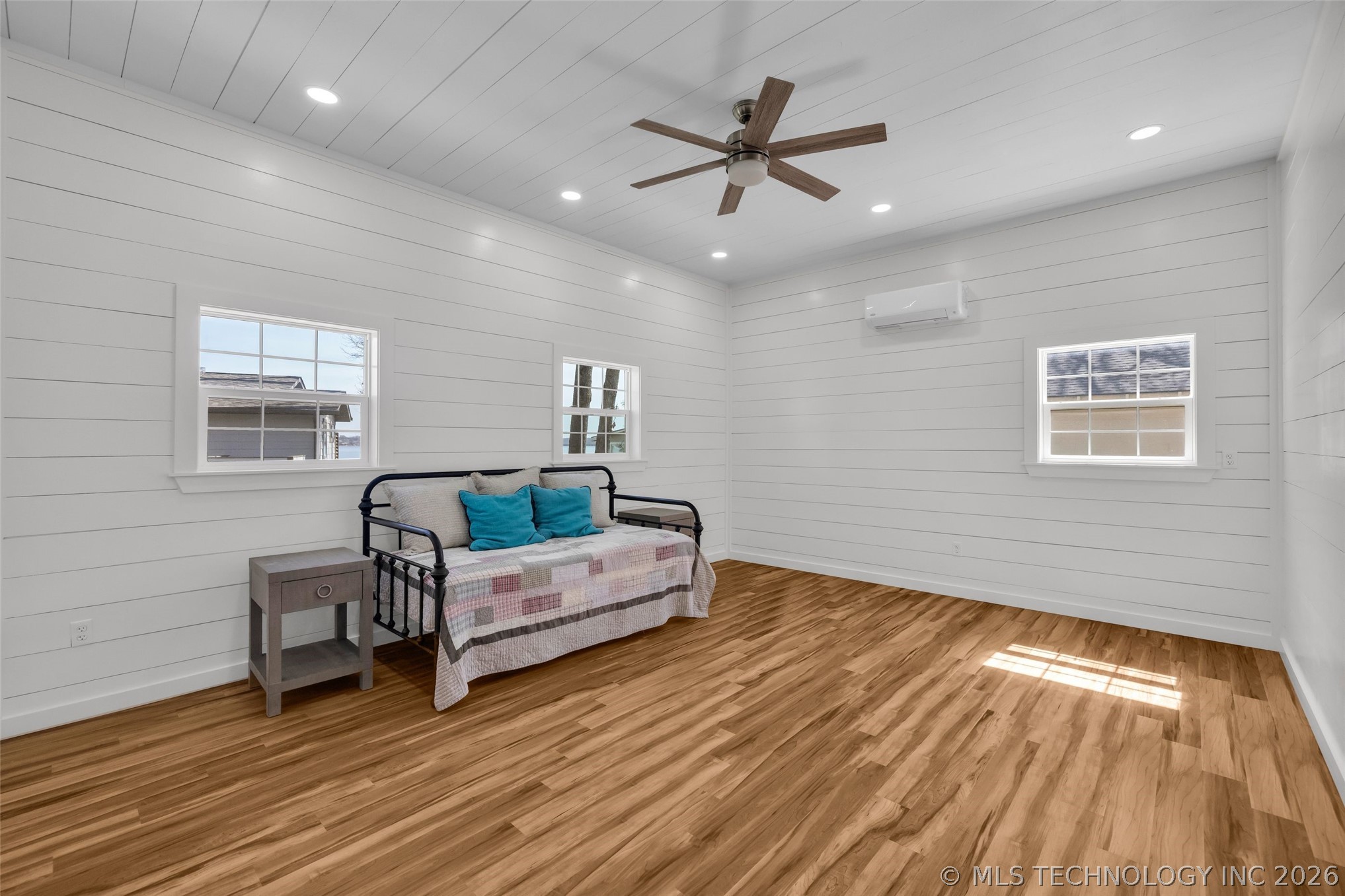 36632 S Cliff Crest Drive Property Photo 45