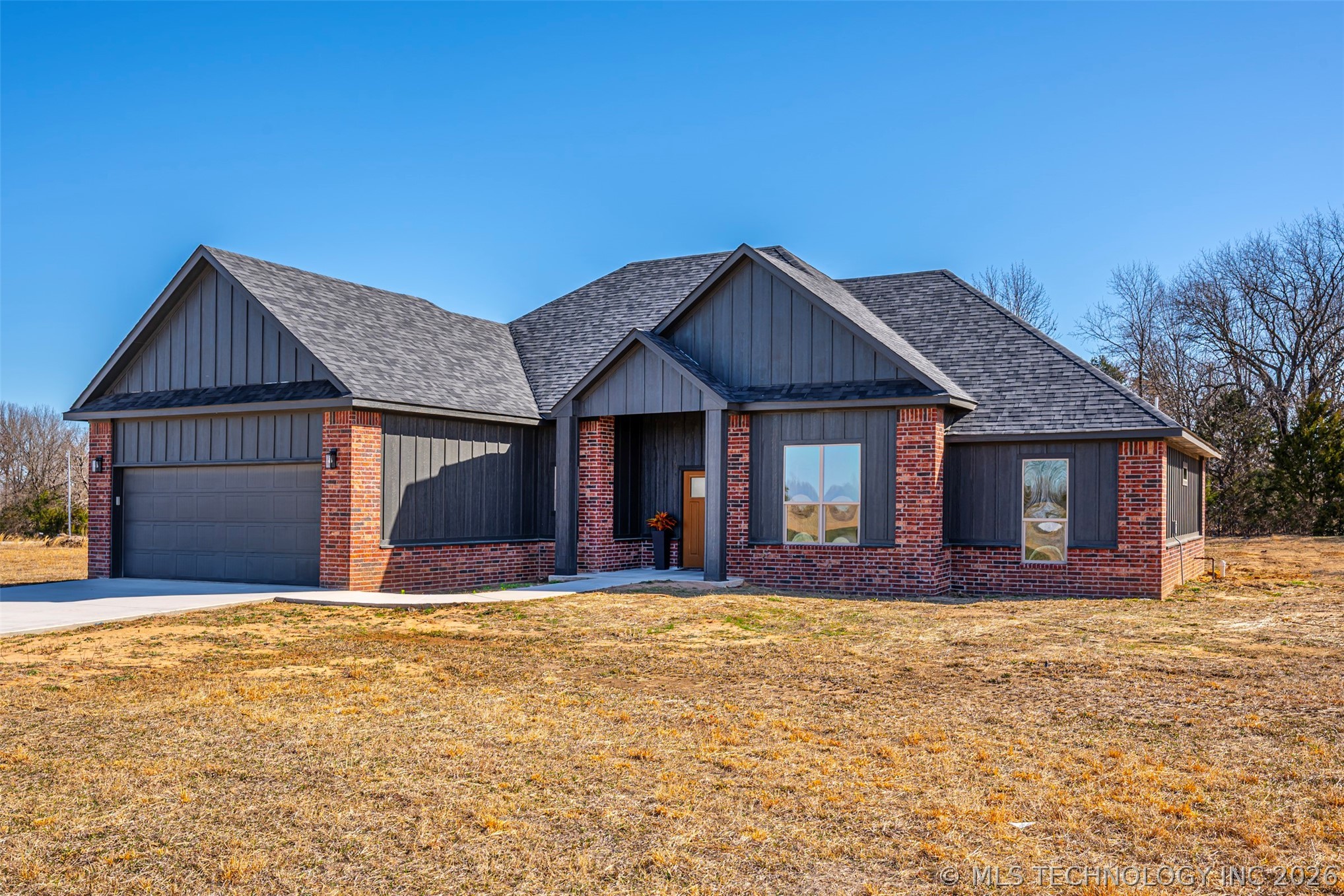 17450 County Road 3539 Property Photo 1
