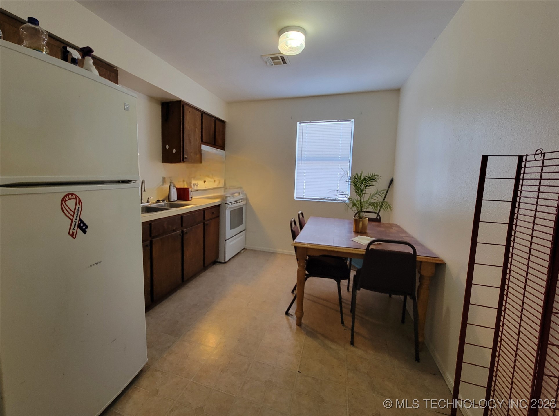 2603460 Property Photo 2