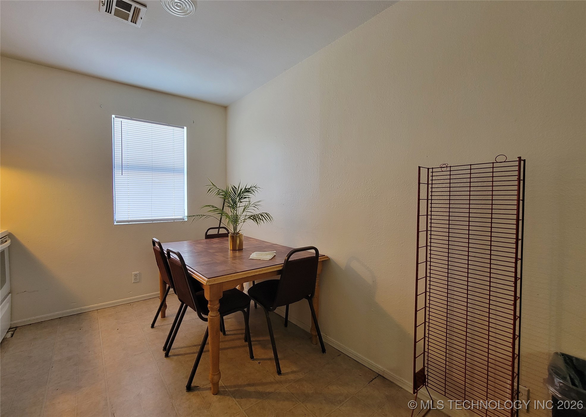 2603460 Property Photo 3
