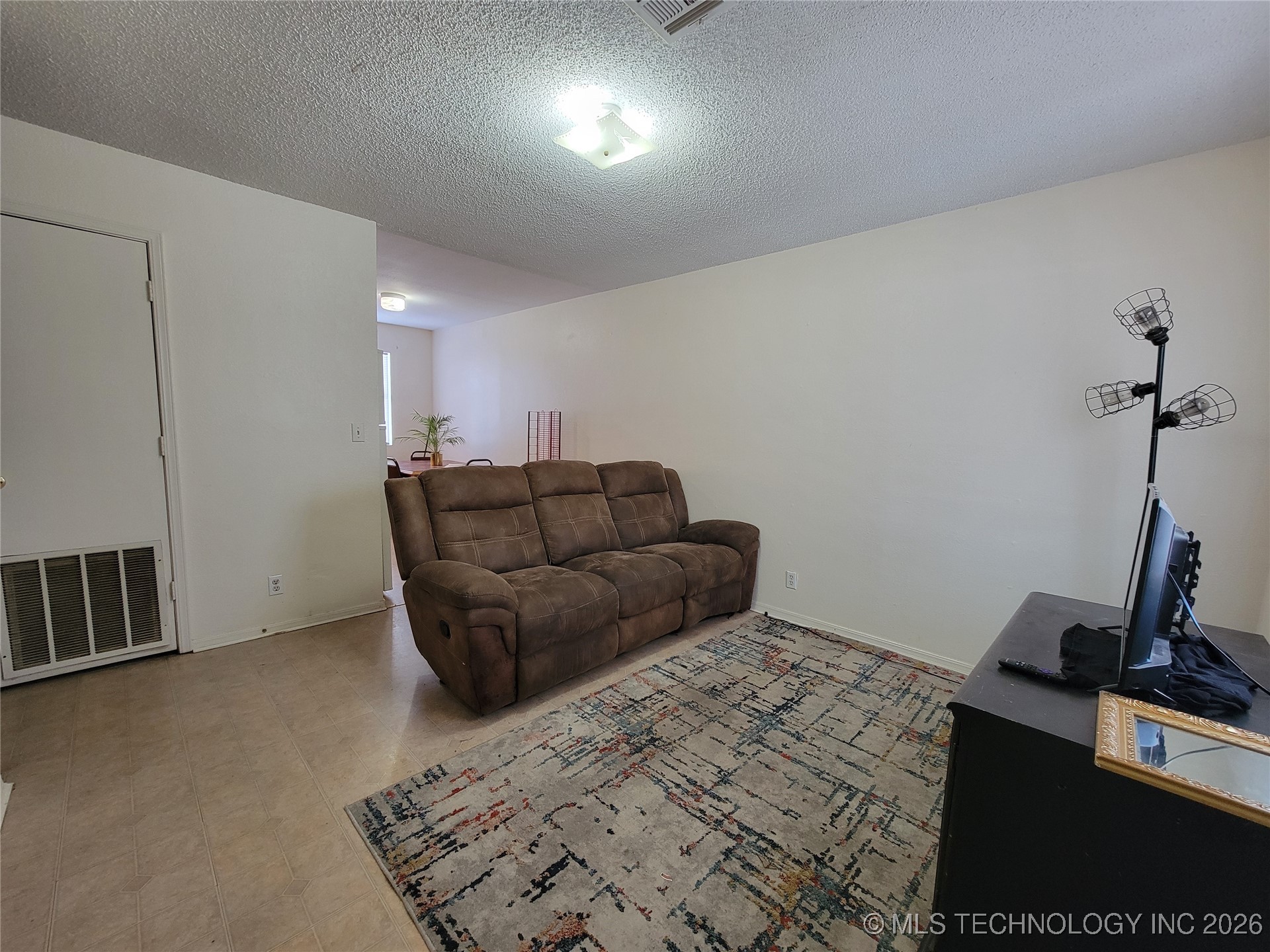 2603460 Property Photo 5