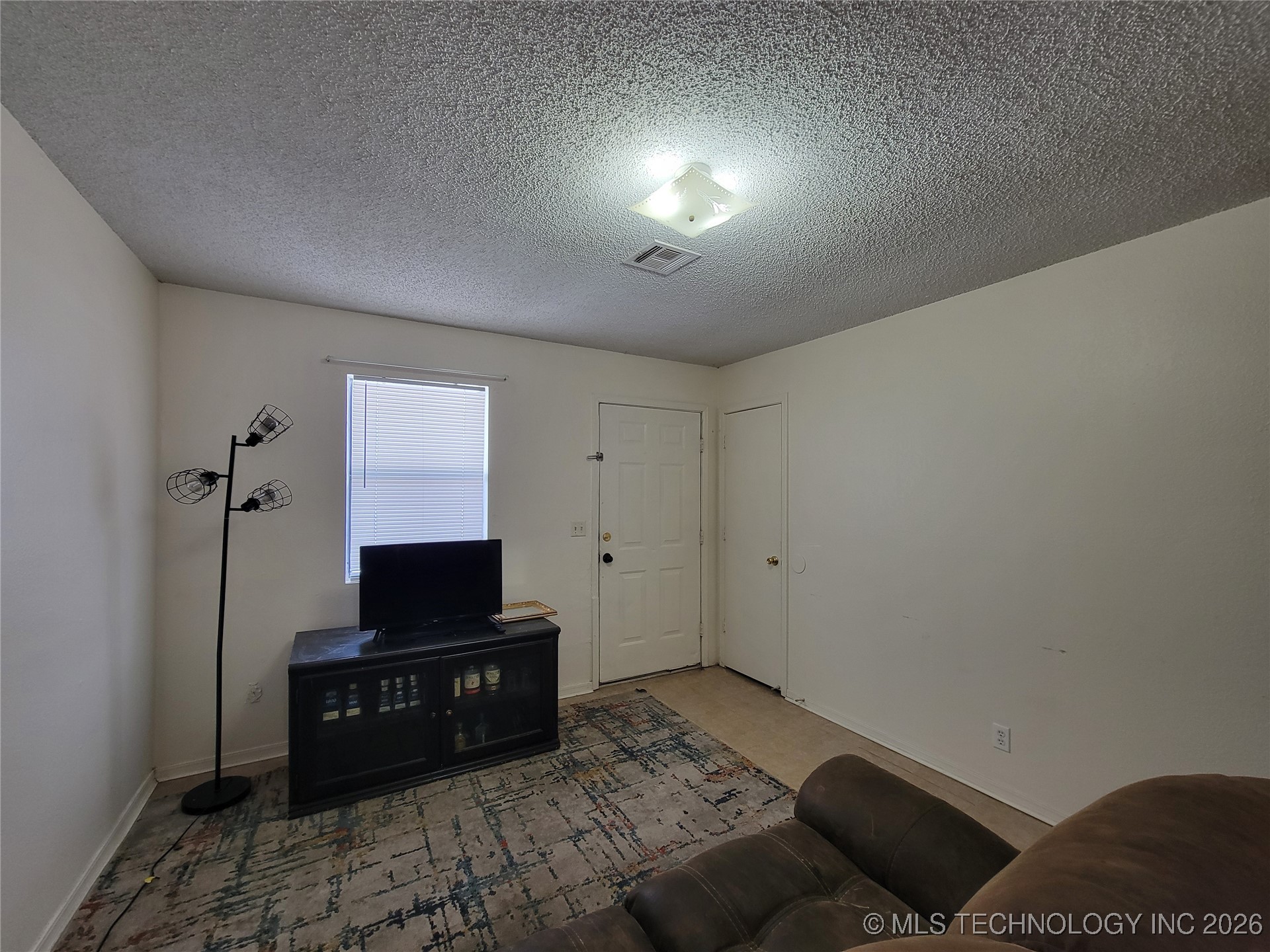 2603460 Property Photo 6