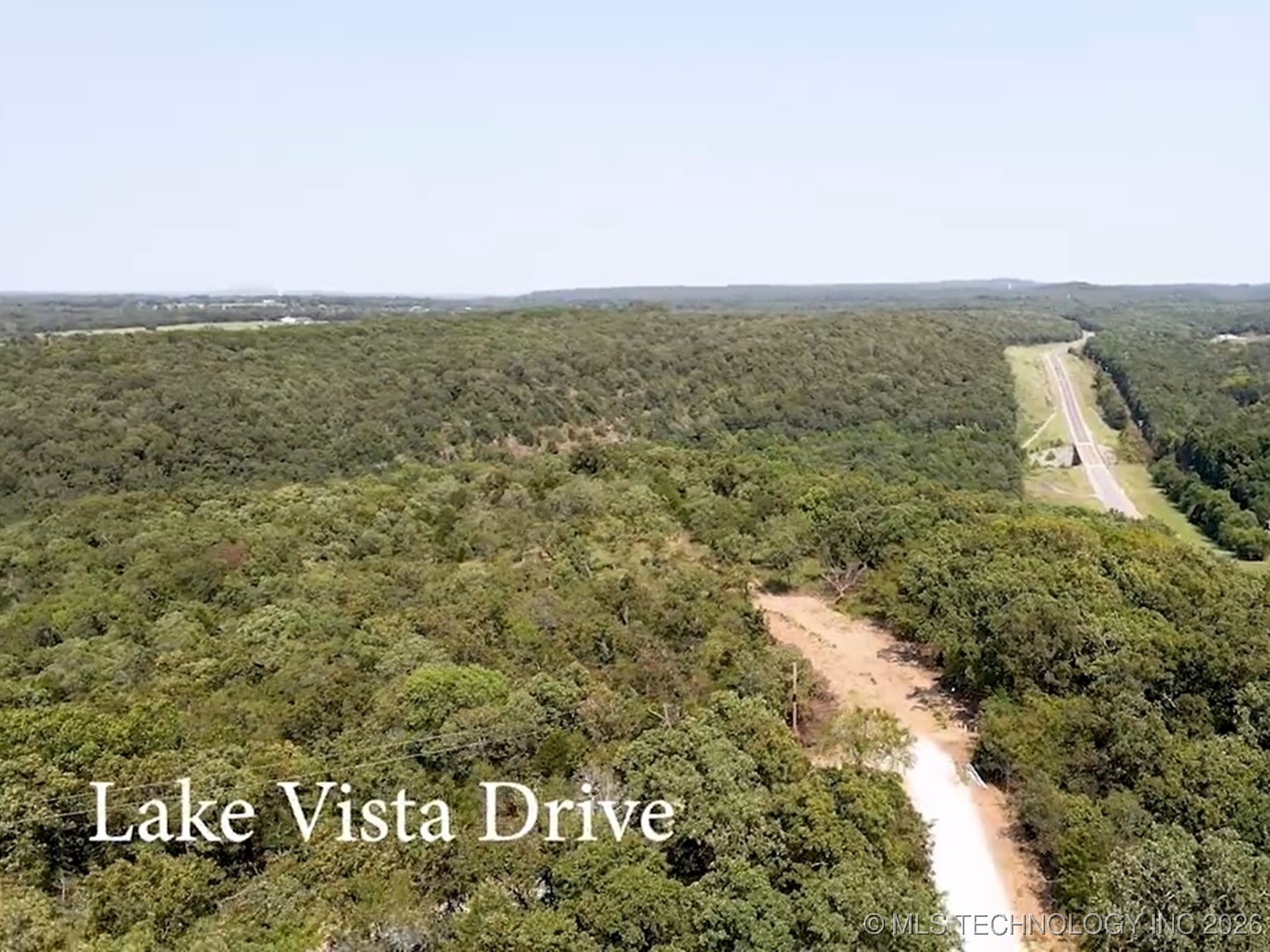 20544 S Chicken Creek Road Property Photo 3