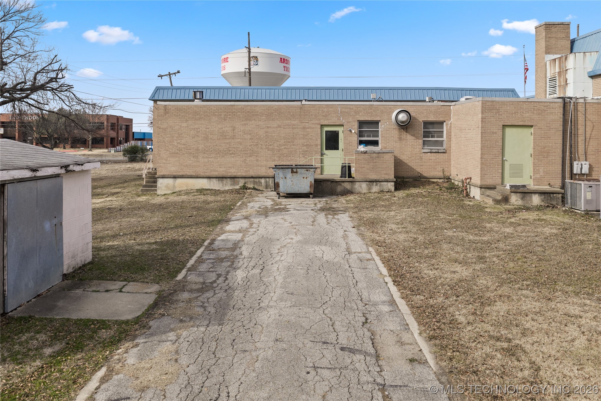 1032 Cherry Street Property Photo 39