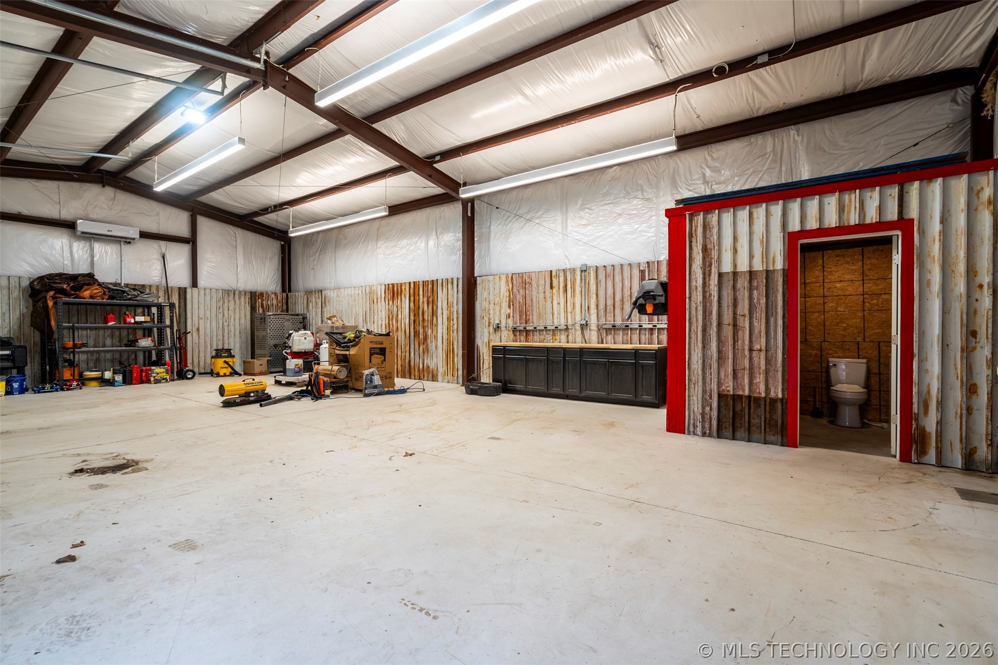 10704 N Jackson Highway Property Photo 45