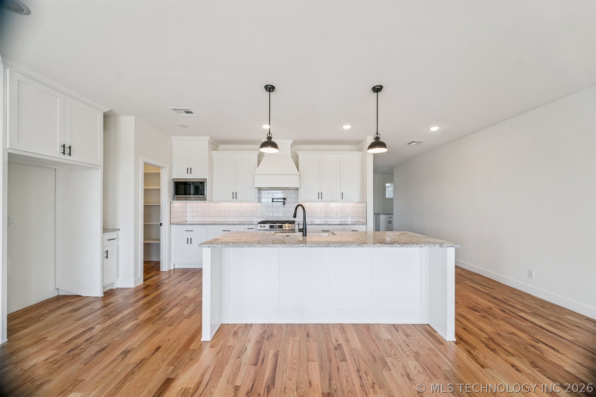 21481 S 4190 Road Property Photo 19