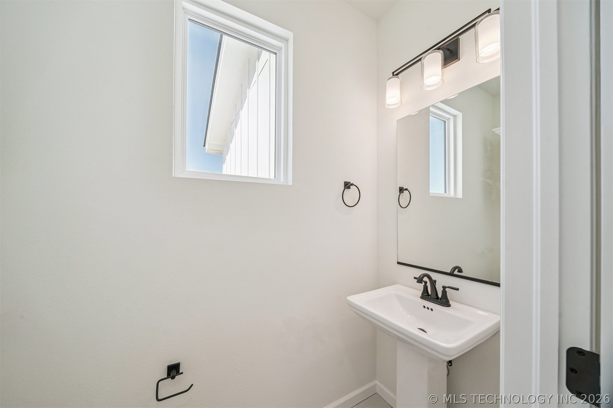21481 S 4190 Road Property Photo 28