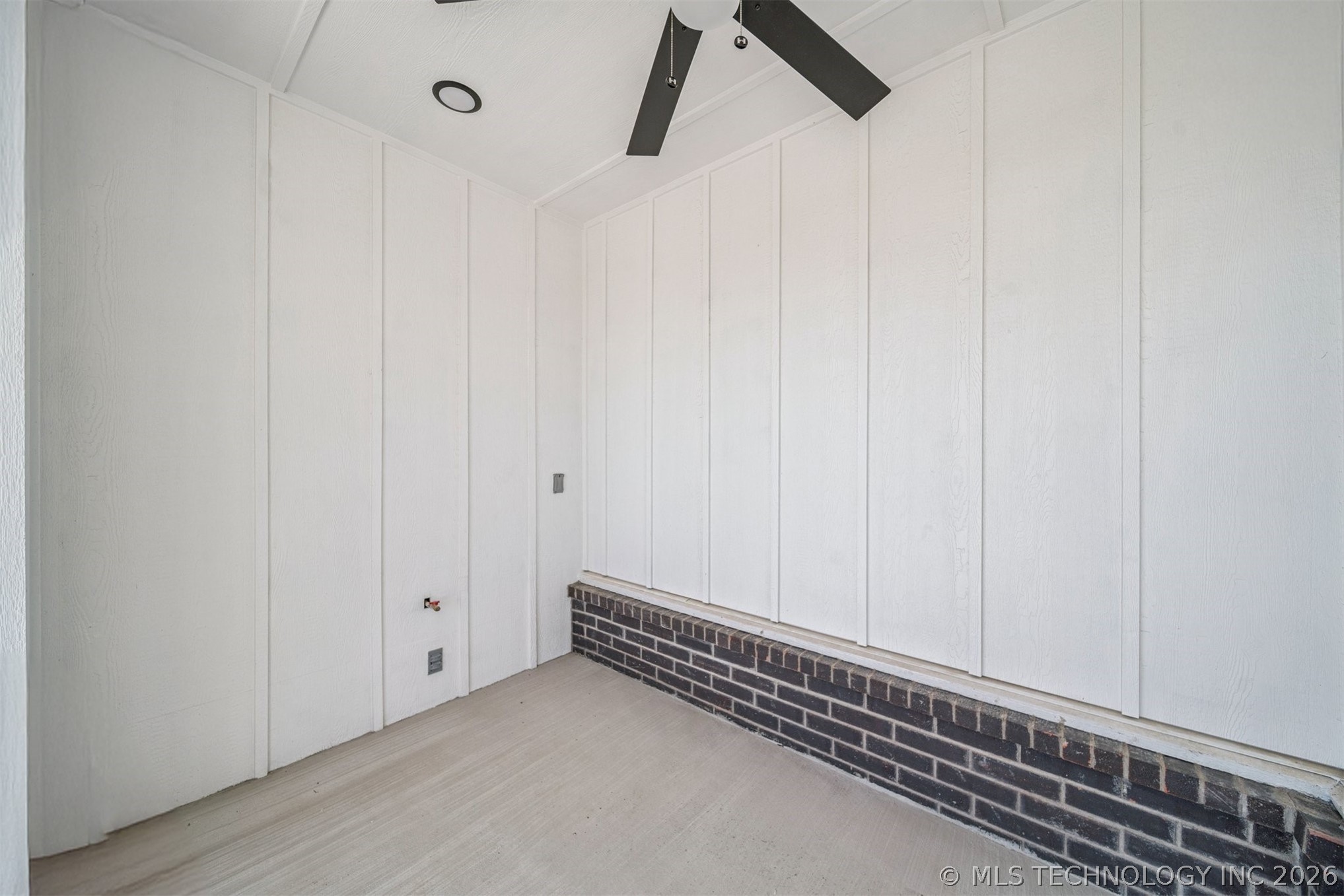 21481 S 4190 Road Property Photo 31