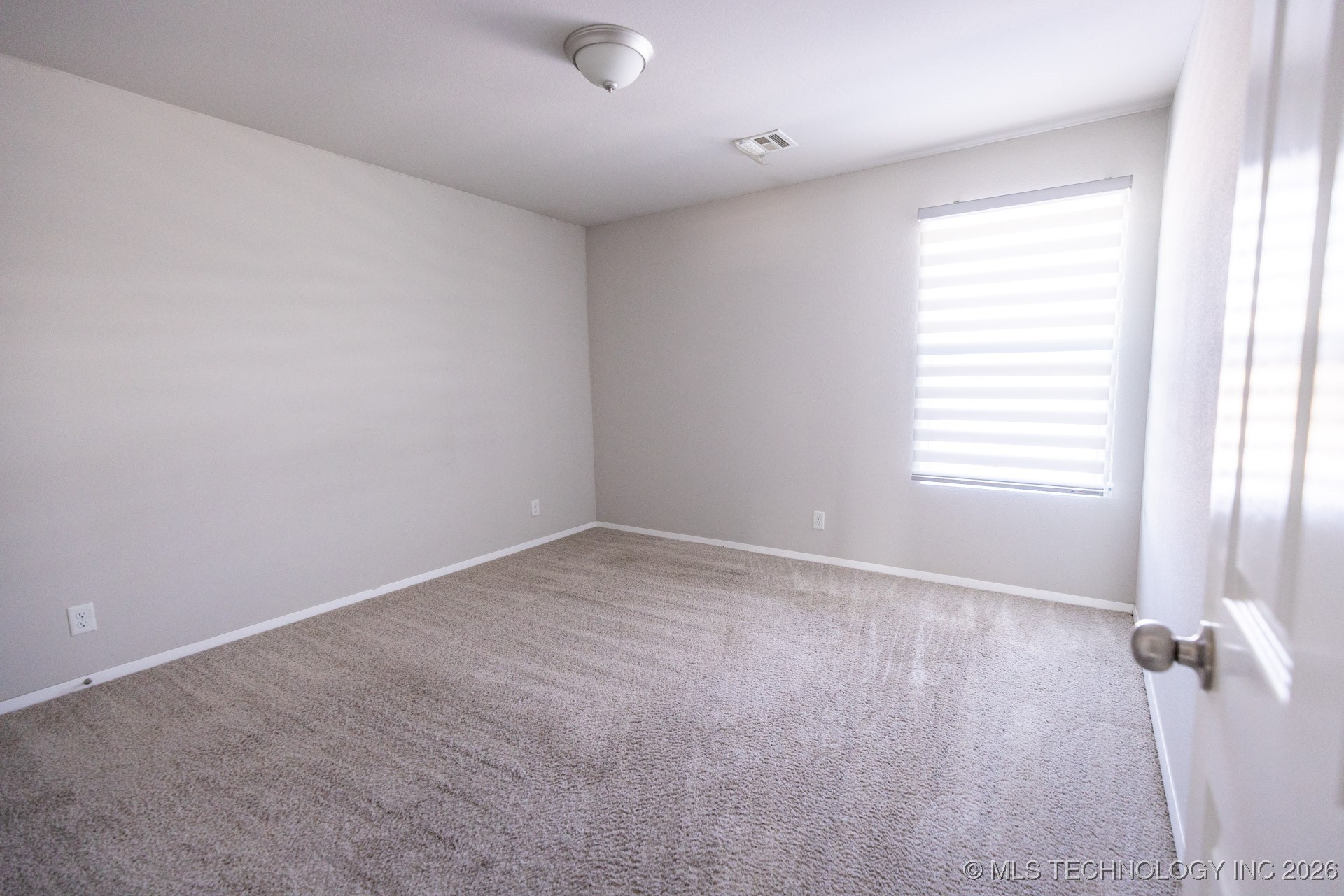 1208 E Richmond Street Property Photo 12