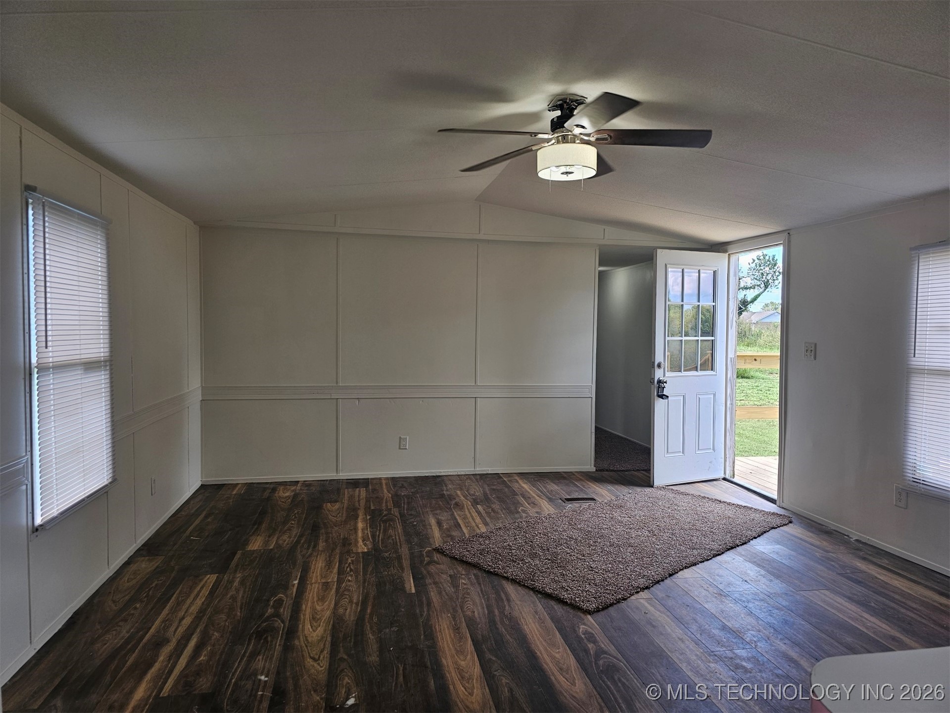 8062 Hwy 82 A Property Photo 3