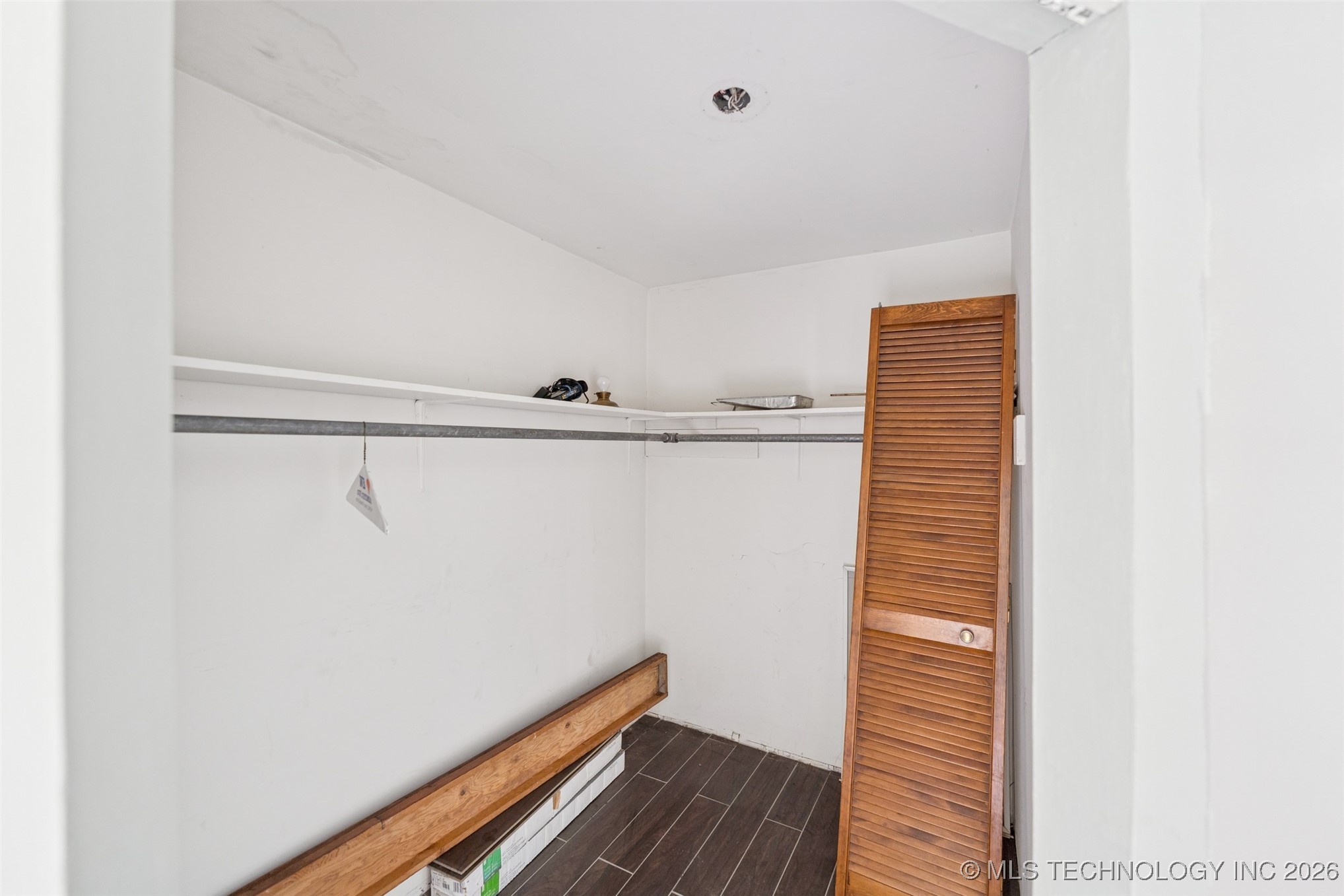 303 N Smith Property Photo 32