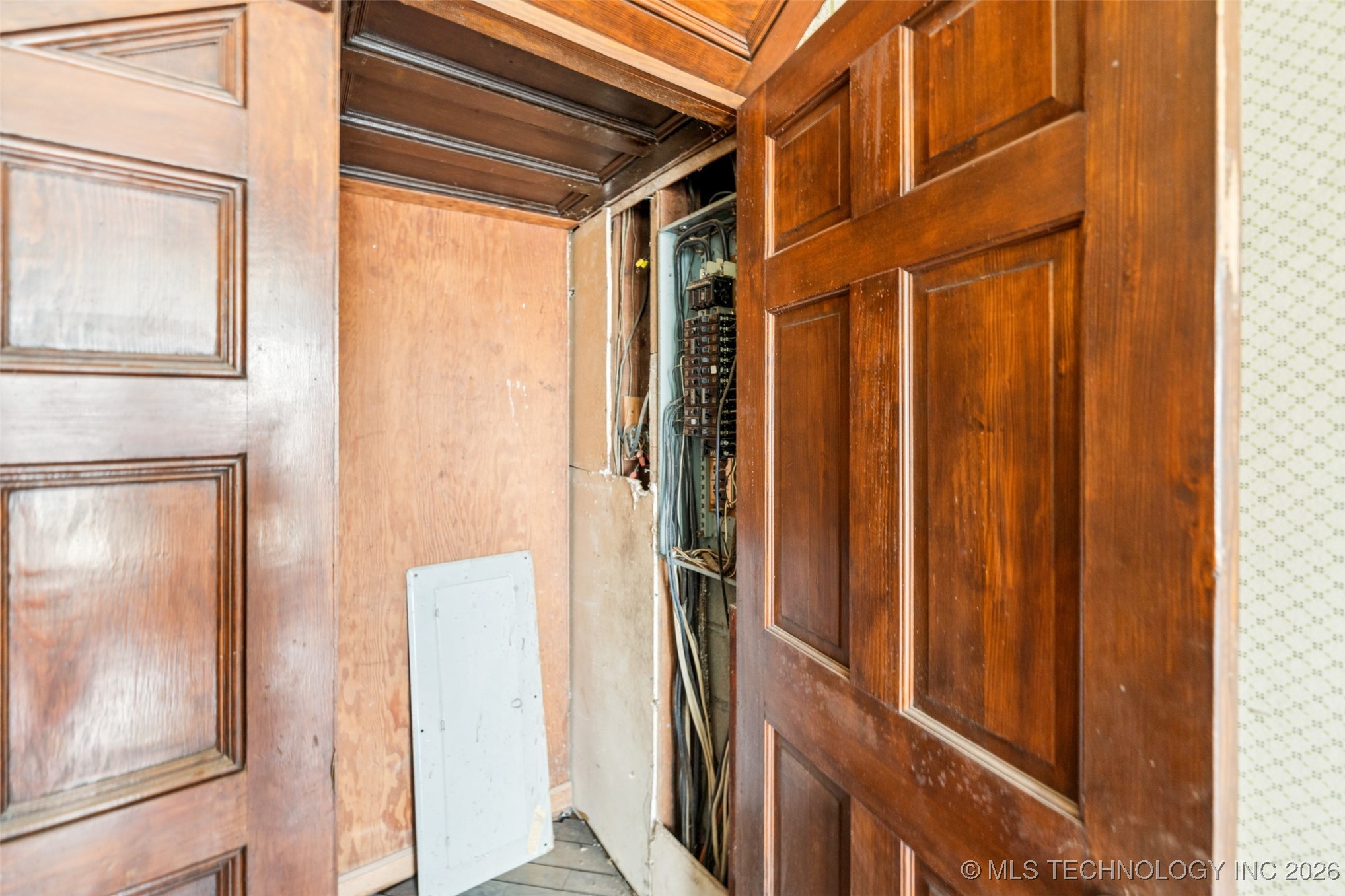 303 N Smith Property Photo 37