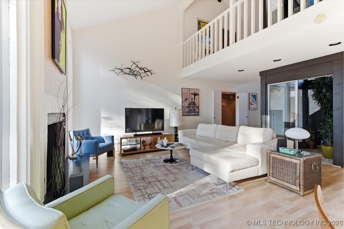 10137 S Marion Avenue Property Photo 8