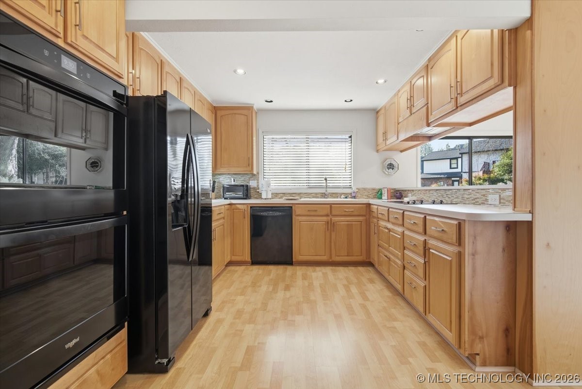 10137 S Marion Avenue Property Photo 11
