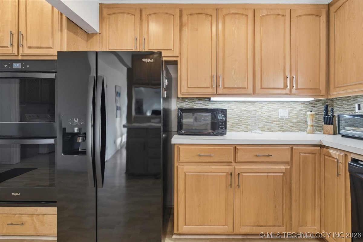 10137 S Marion Avenue Property Photo 13