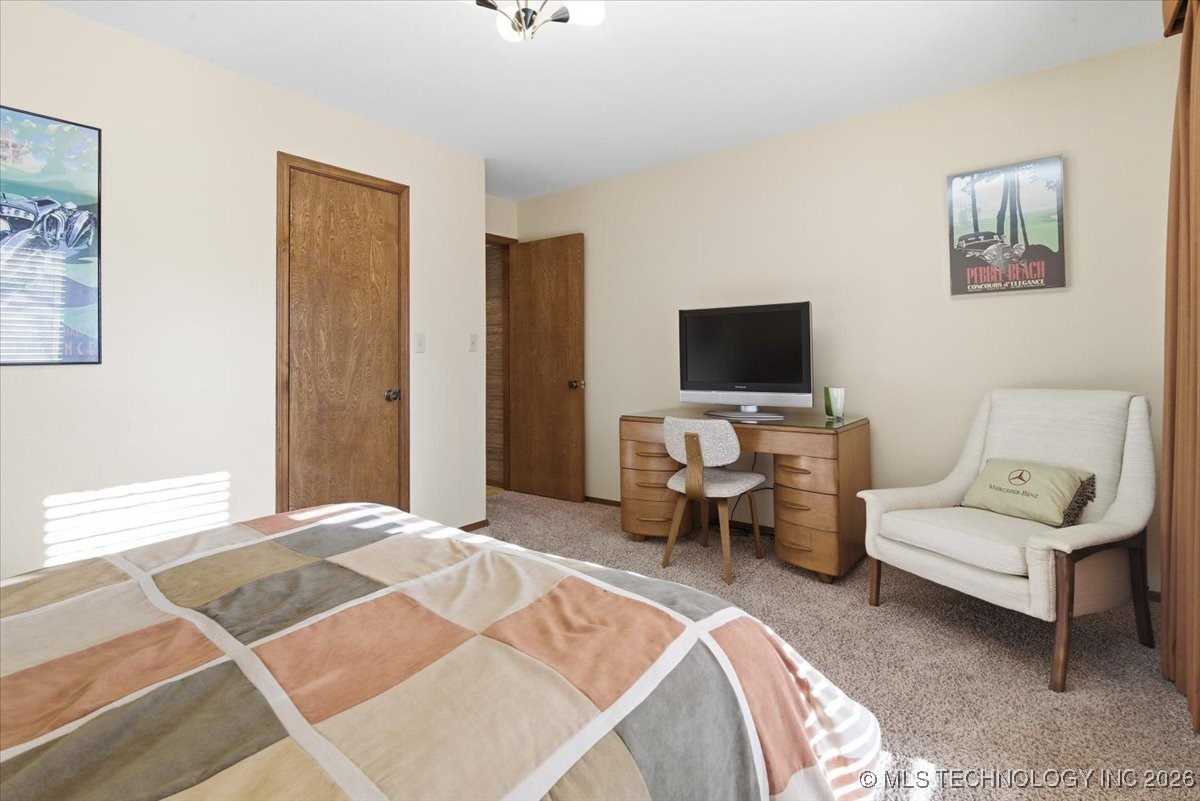 10137 S Marion Avenue Property Photo 20