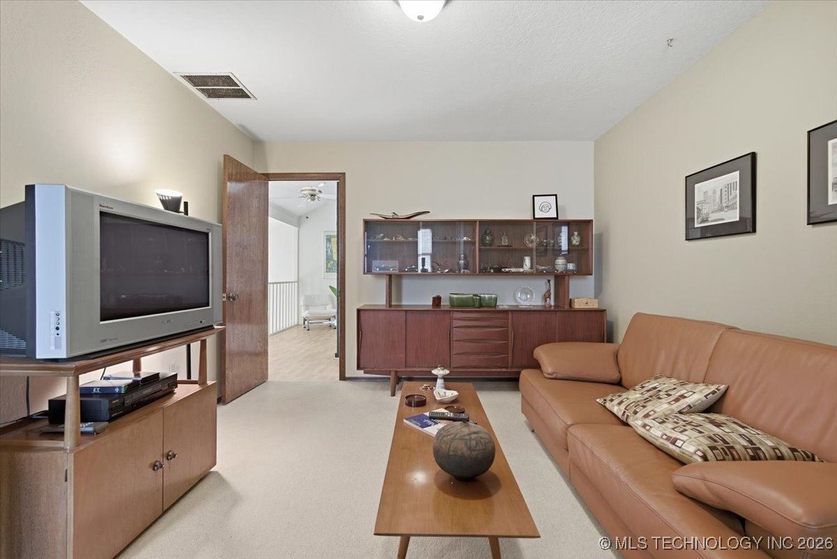 10137 S Marion Avenue Property Photo 31