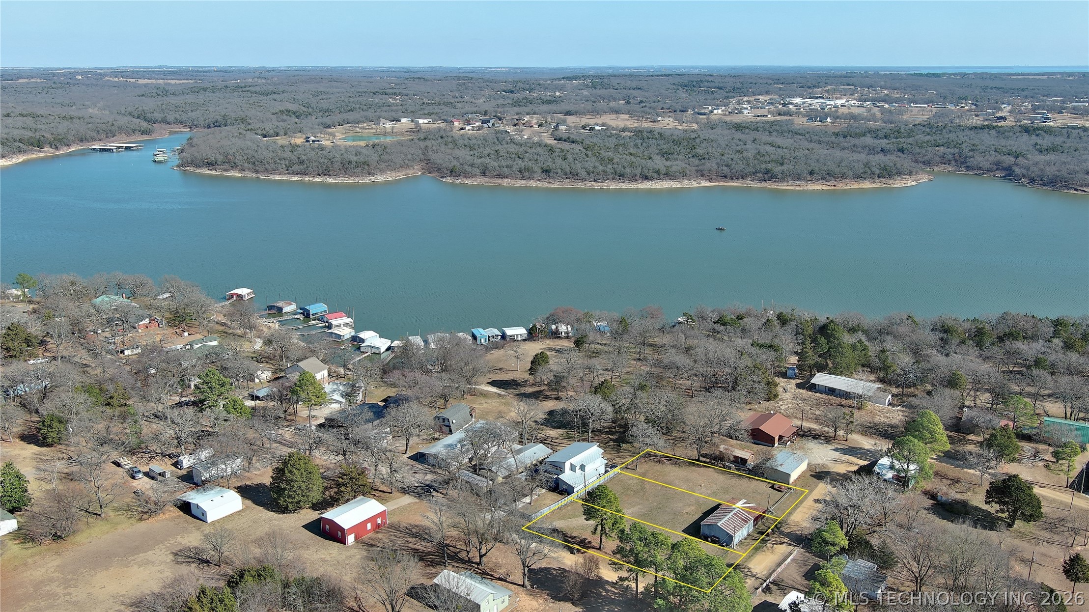 4390 Lakeshore Property Photo 1