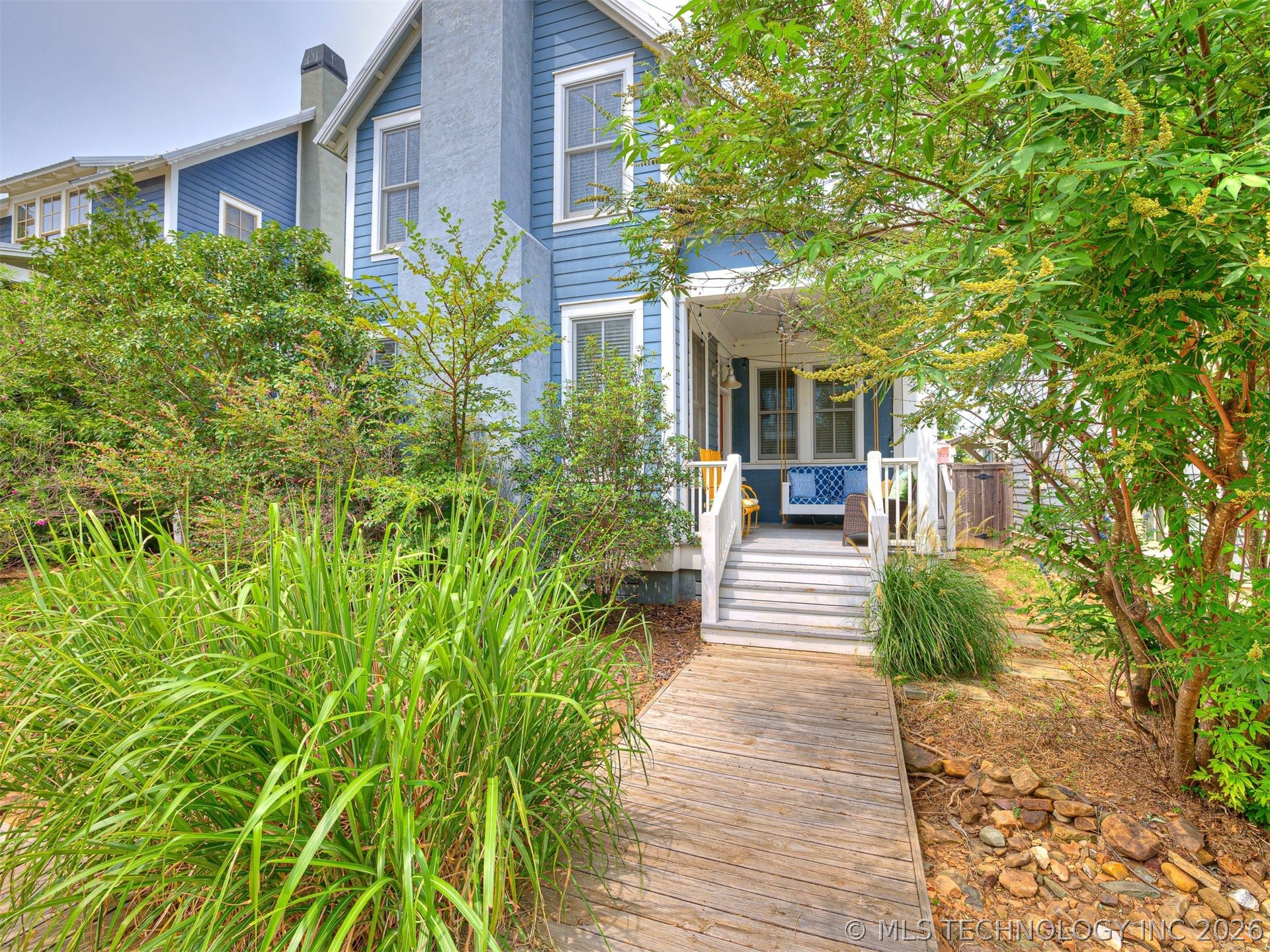 39 Boardwalk Street Property Photo 2