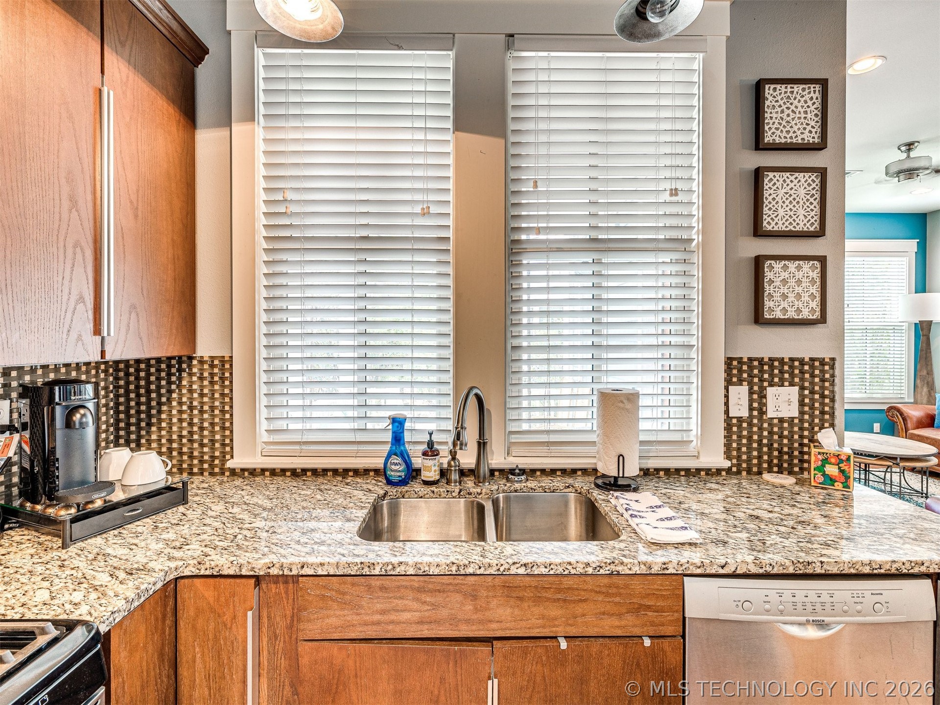 39 Boardwalk Street Property Photo 19