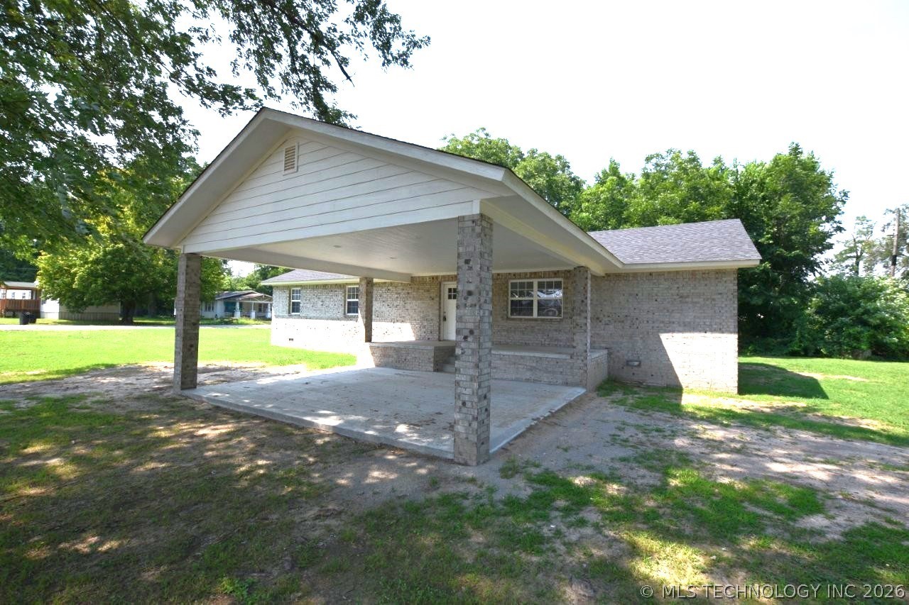 1468 W Division Street Property Photo 21