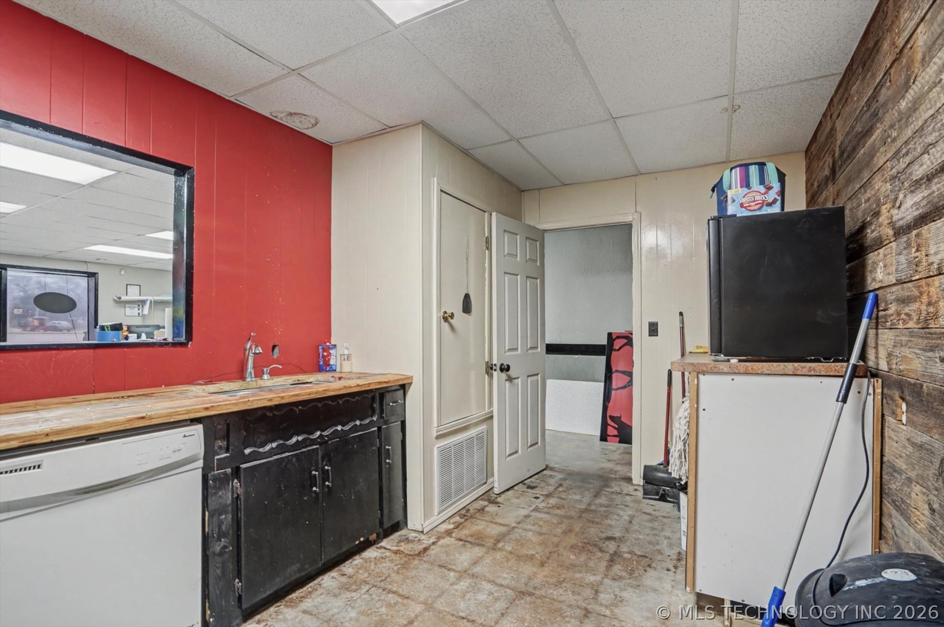 603 W Rogers Boulevard Property Photo 22