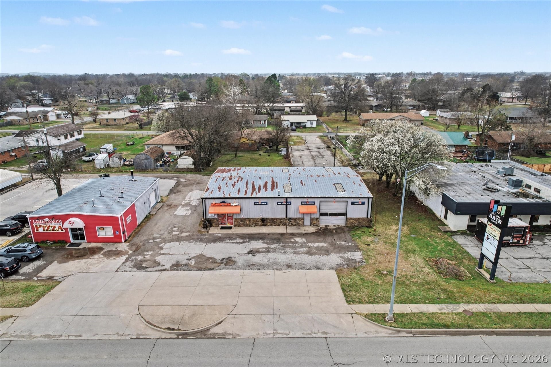 603 W Rogers Boulevard Property Photo 35
