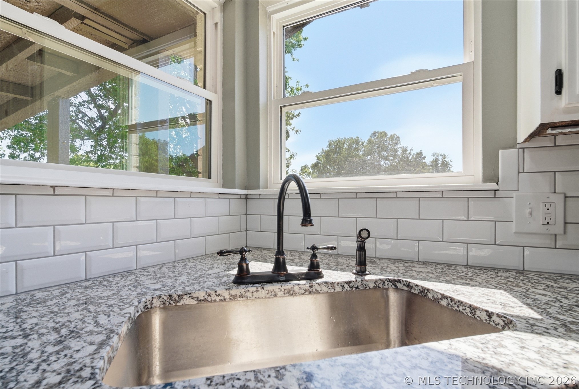 21908 W 11th Street Property Photo 11