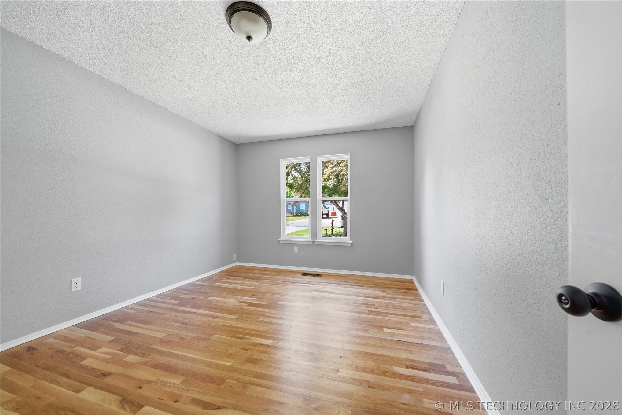21908 W 11th Street Property Photo 17