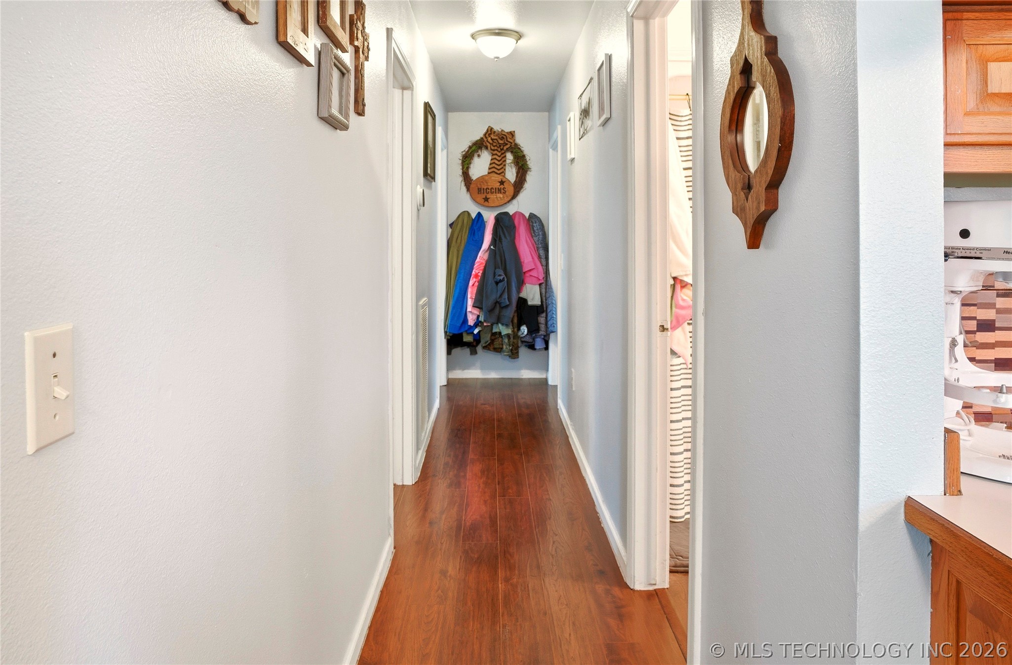 1627 S Locust Avenue Property Photo 13