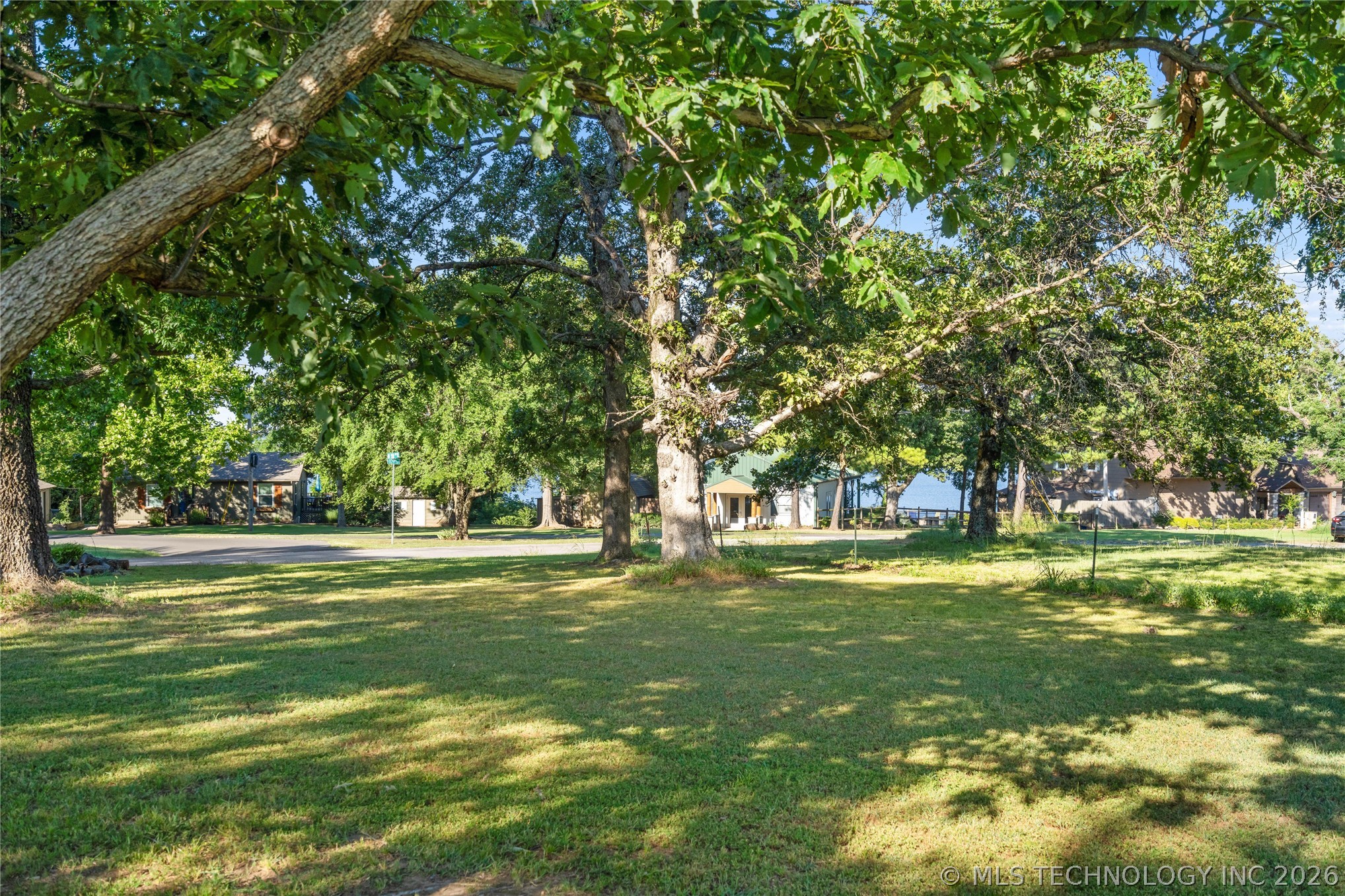 E 109th Street North Property Photo 20