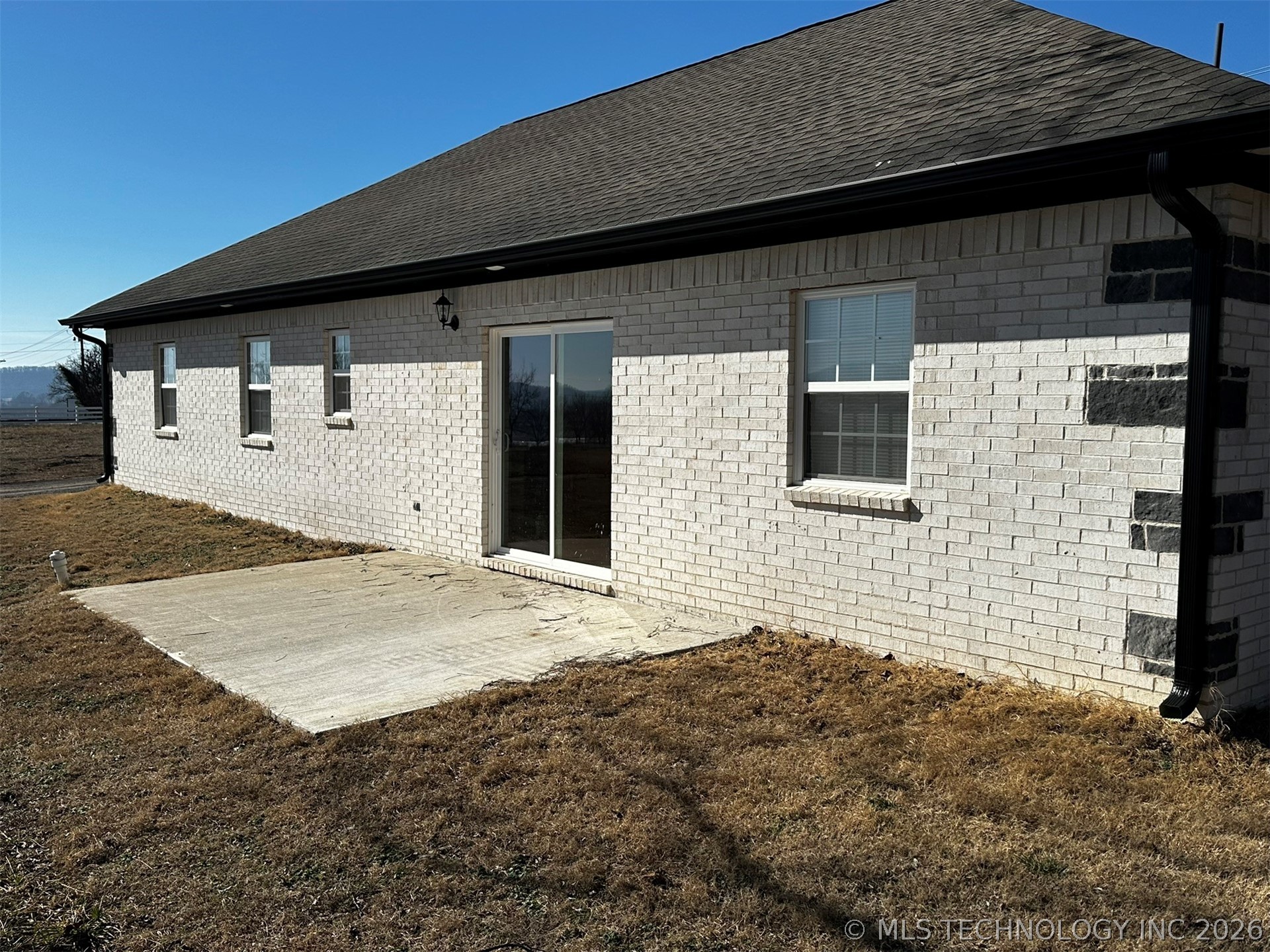 20030 E 794 Road Property Photo 4