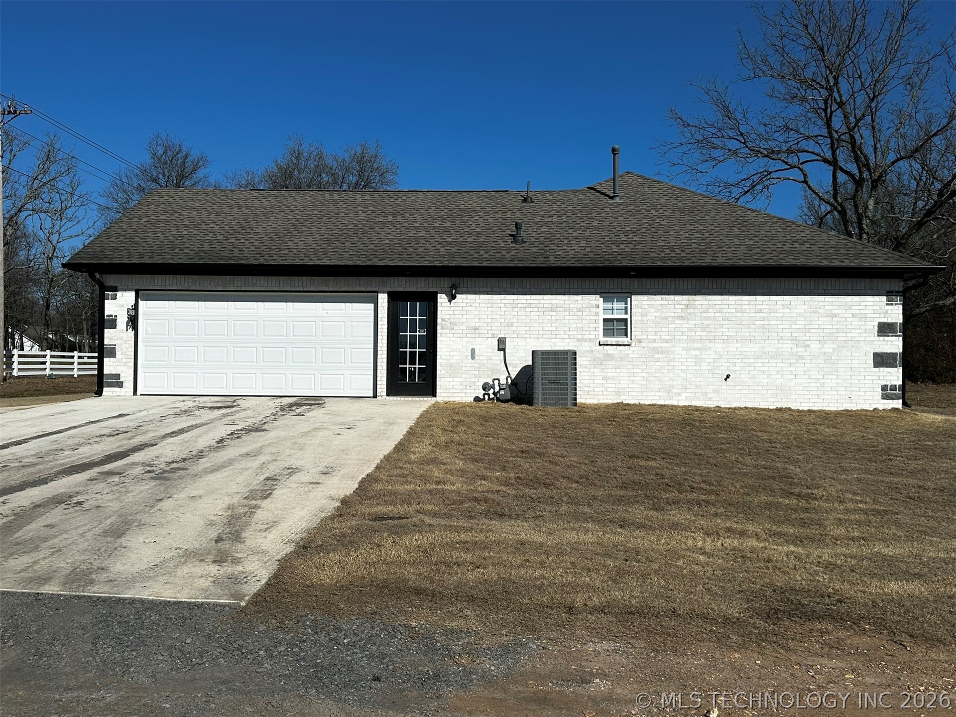 20030 E 794 Road Property Photo 6