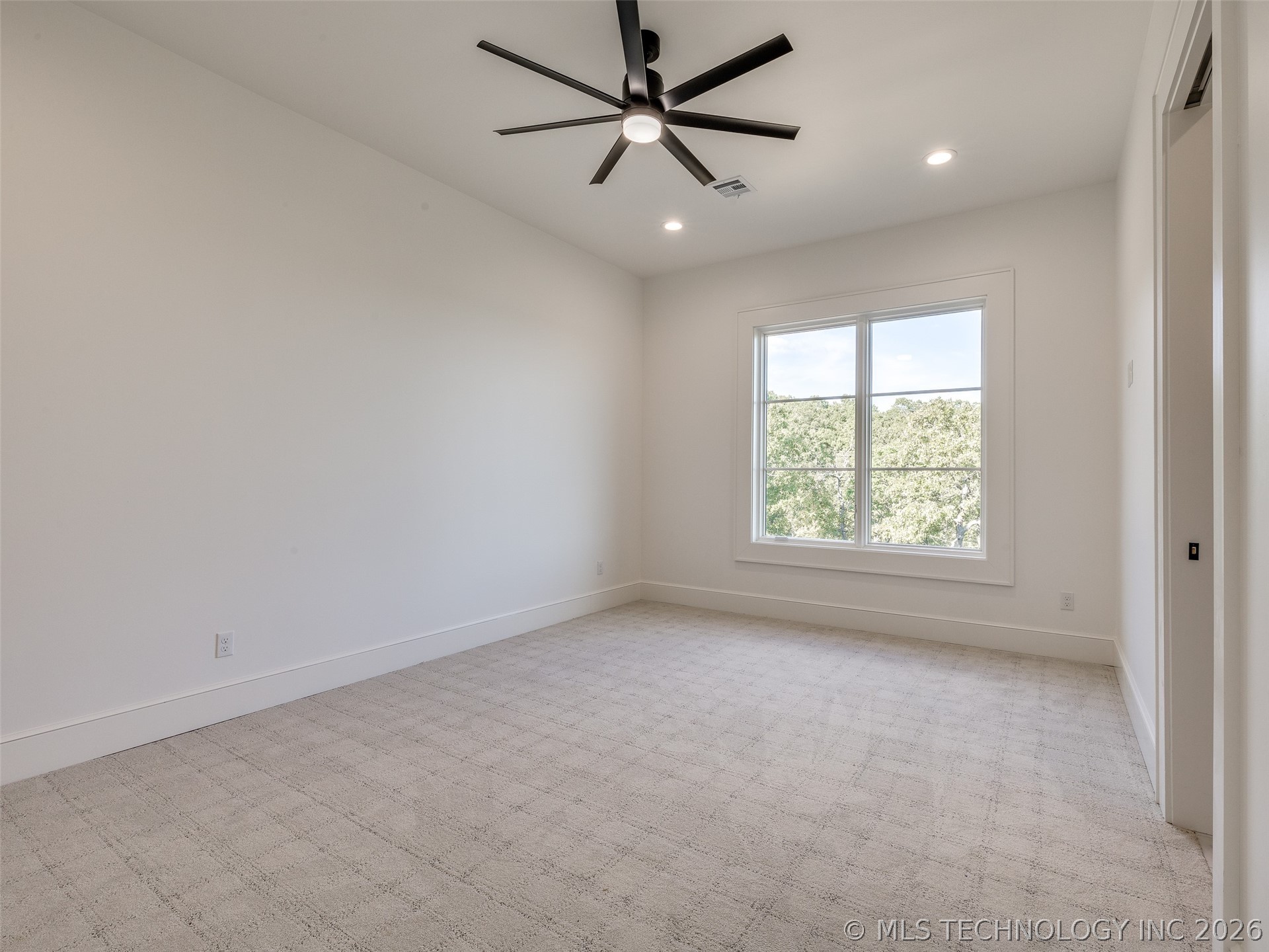 295 Falcon Tree Loop Property Photo 61