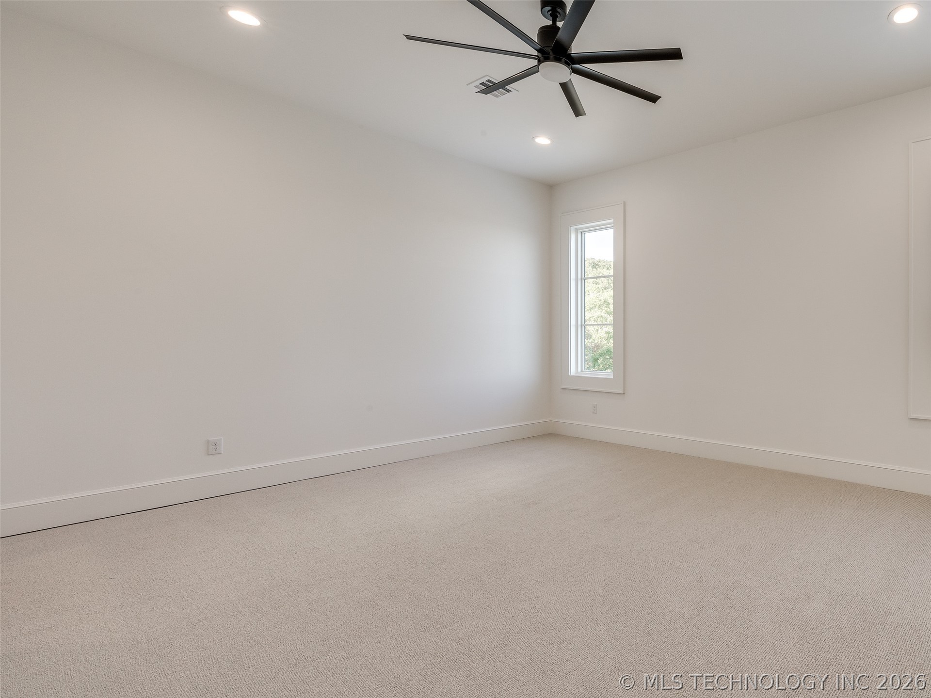 295 Falcon Tree Loop Property Photo 81