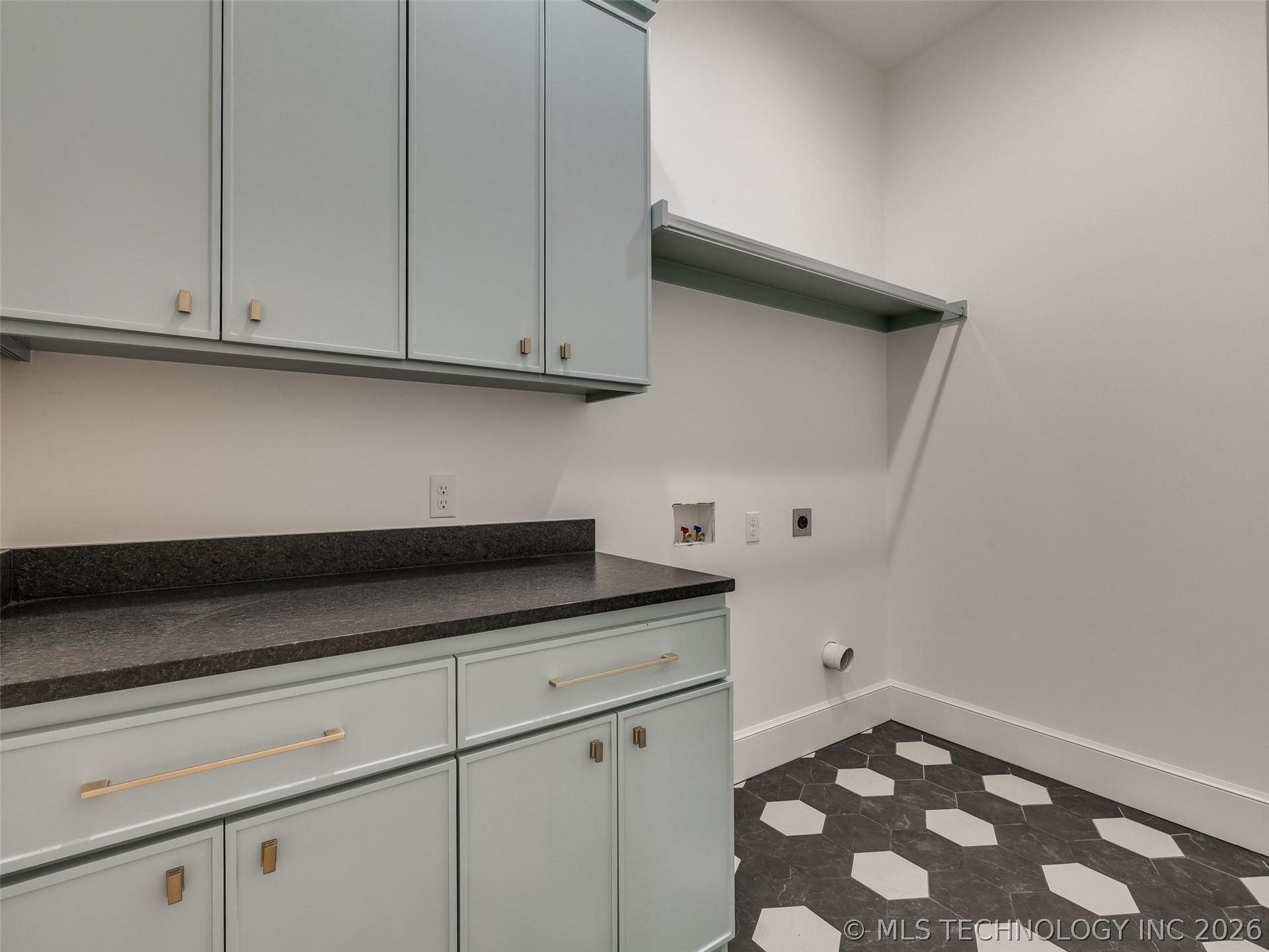295 Falcon Tree Loop Property Photo 83