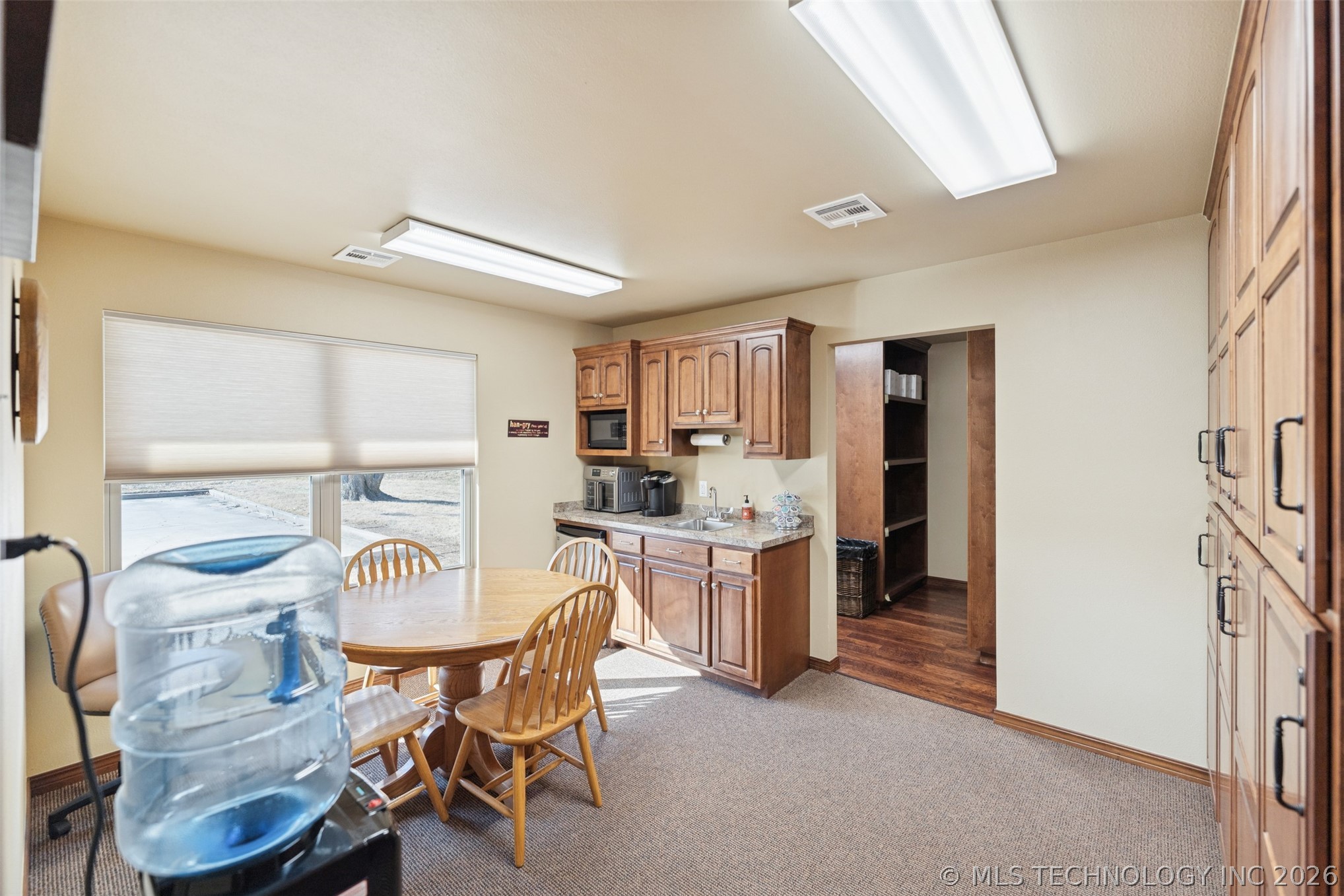 1100 W Blue Starr Drive Property Photo 33