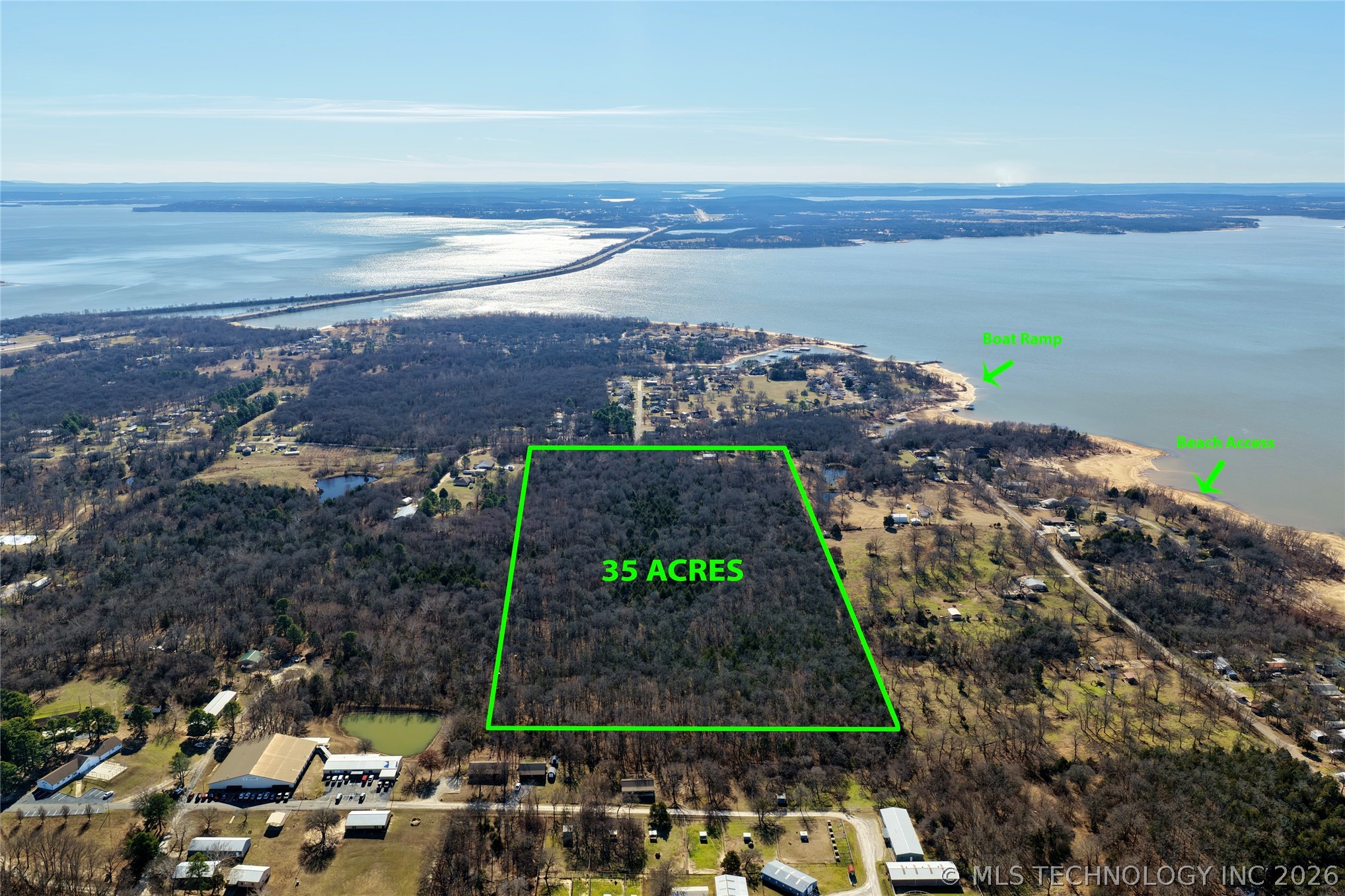 417188 E 1135 Road Property Photo 2
