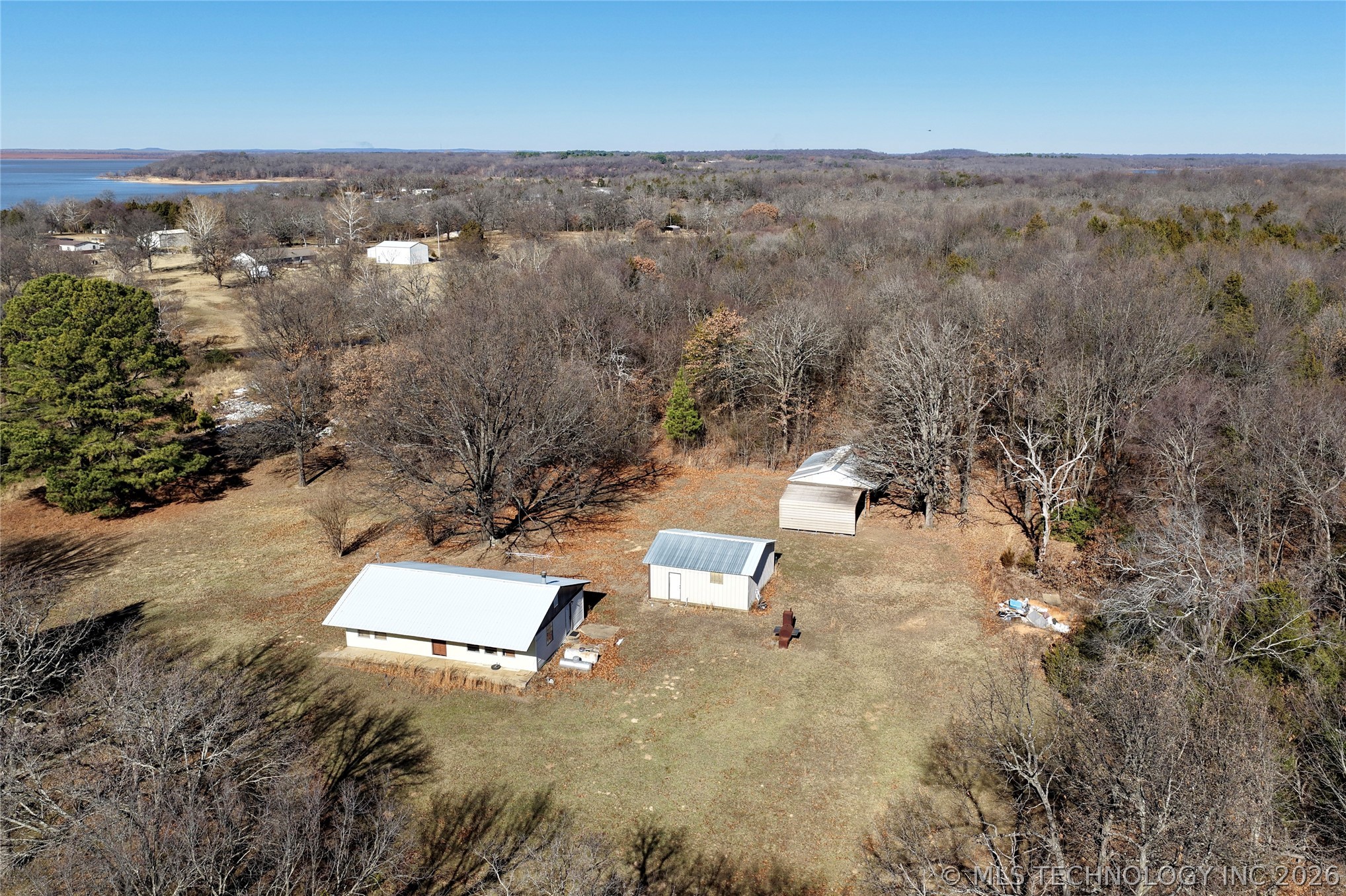 417188 E 1135 Road Property Photo 7