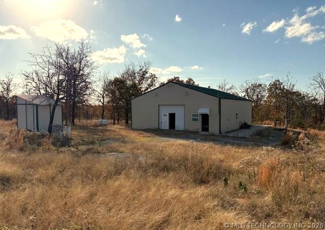 430823 E 1151 Road Property Photo 1