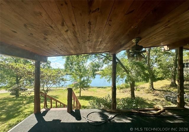 444561 Robin Drive Property Photo 12